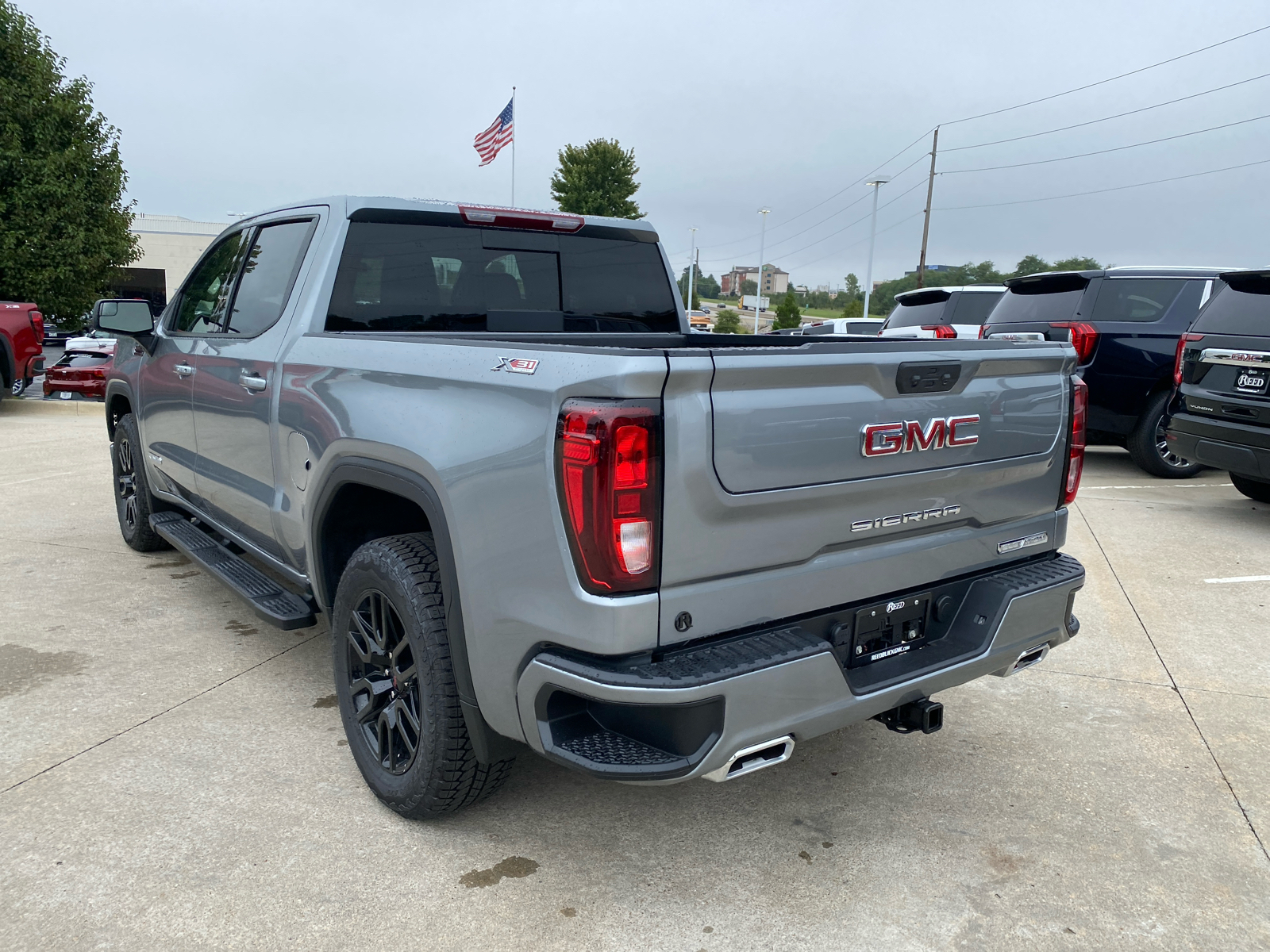 2024 GMC Sierra 1500 Elevation 4WD Crew Cab 147 8