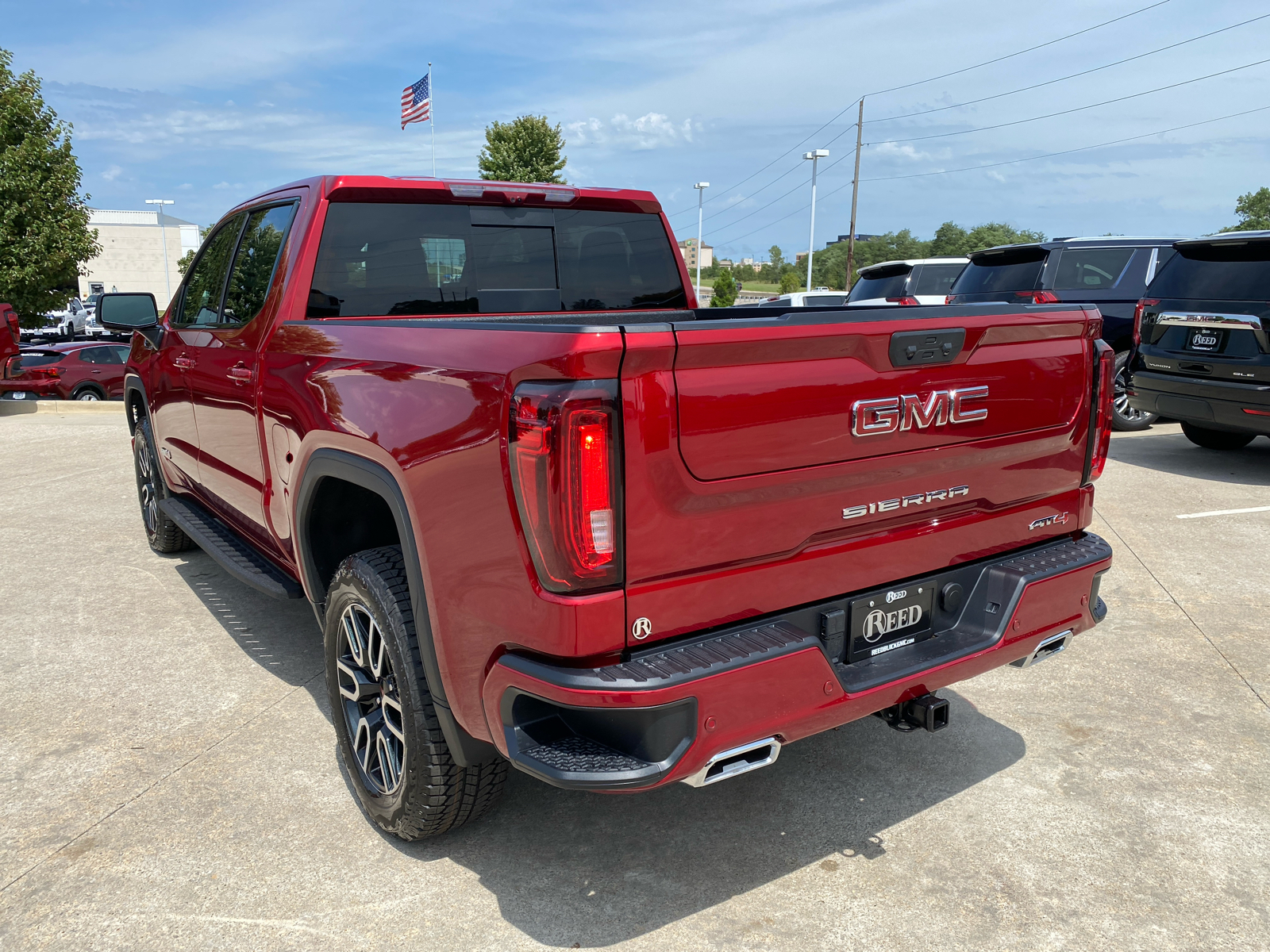 2024 GMC Sierra 1500 AT4 4WD Crew Cab 147 8