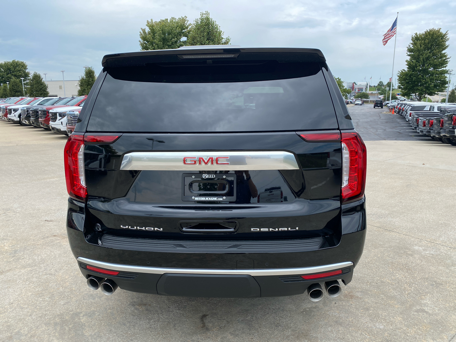 2024 GMC Yukon Denali 7