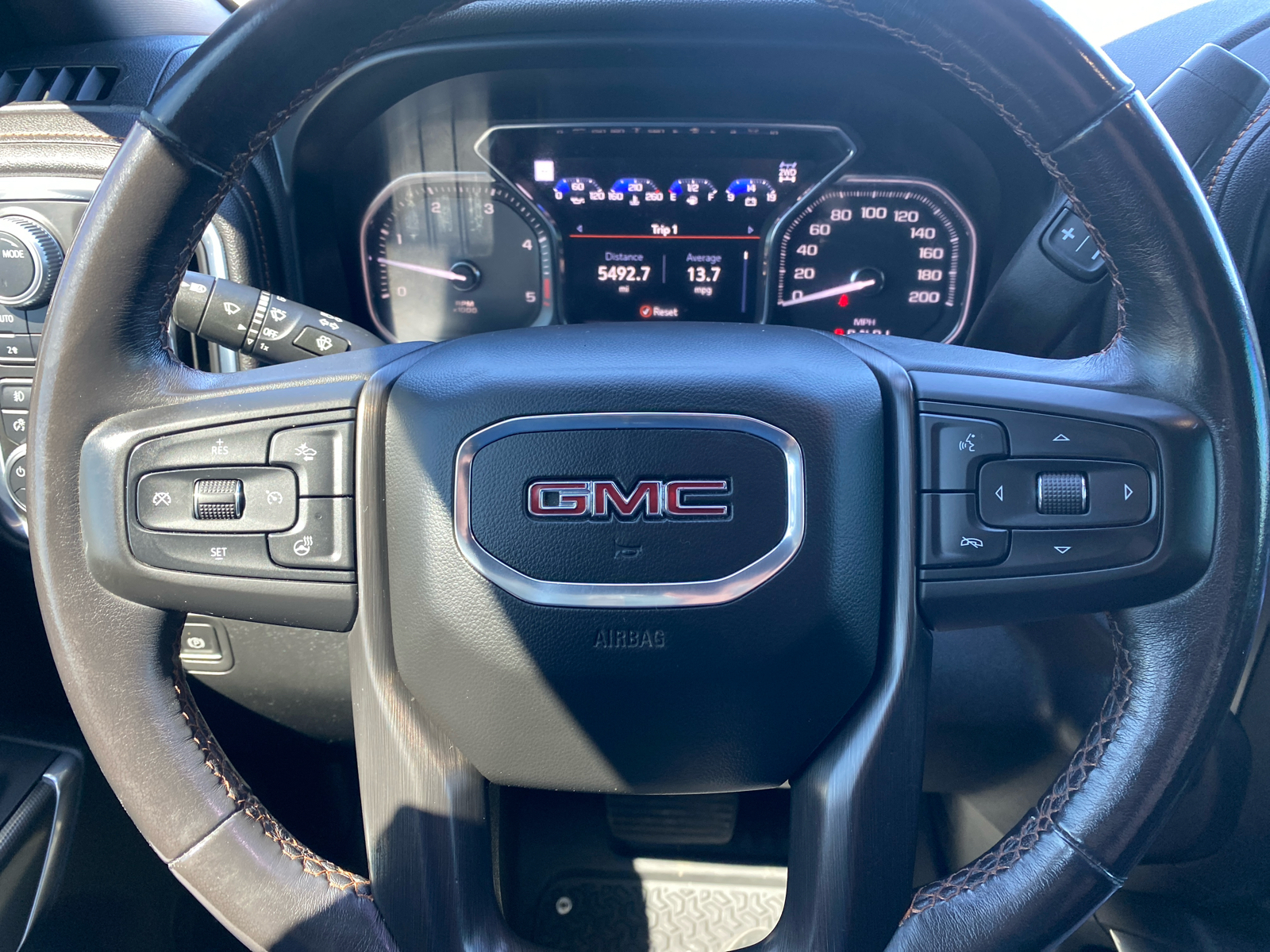 2021 GMC Sierra 2500HD AT4 4WD Crew Cab 159 17