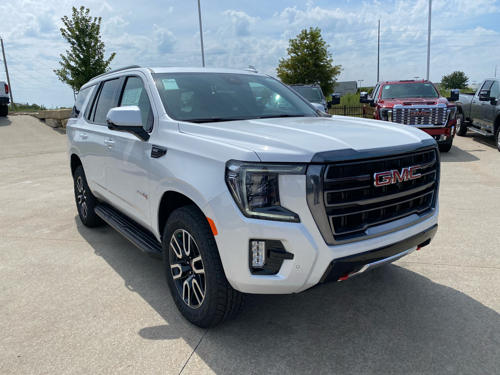 2024 GMC Yukon AT4 4