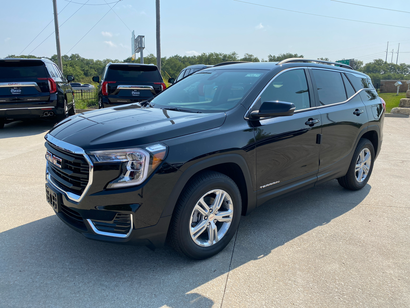 2024 GMC Terrain SLE 1