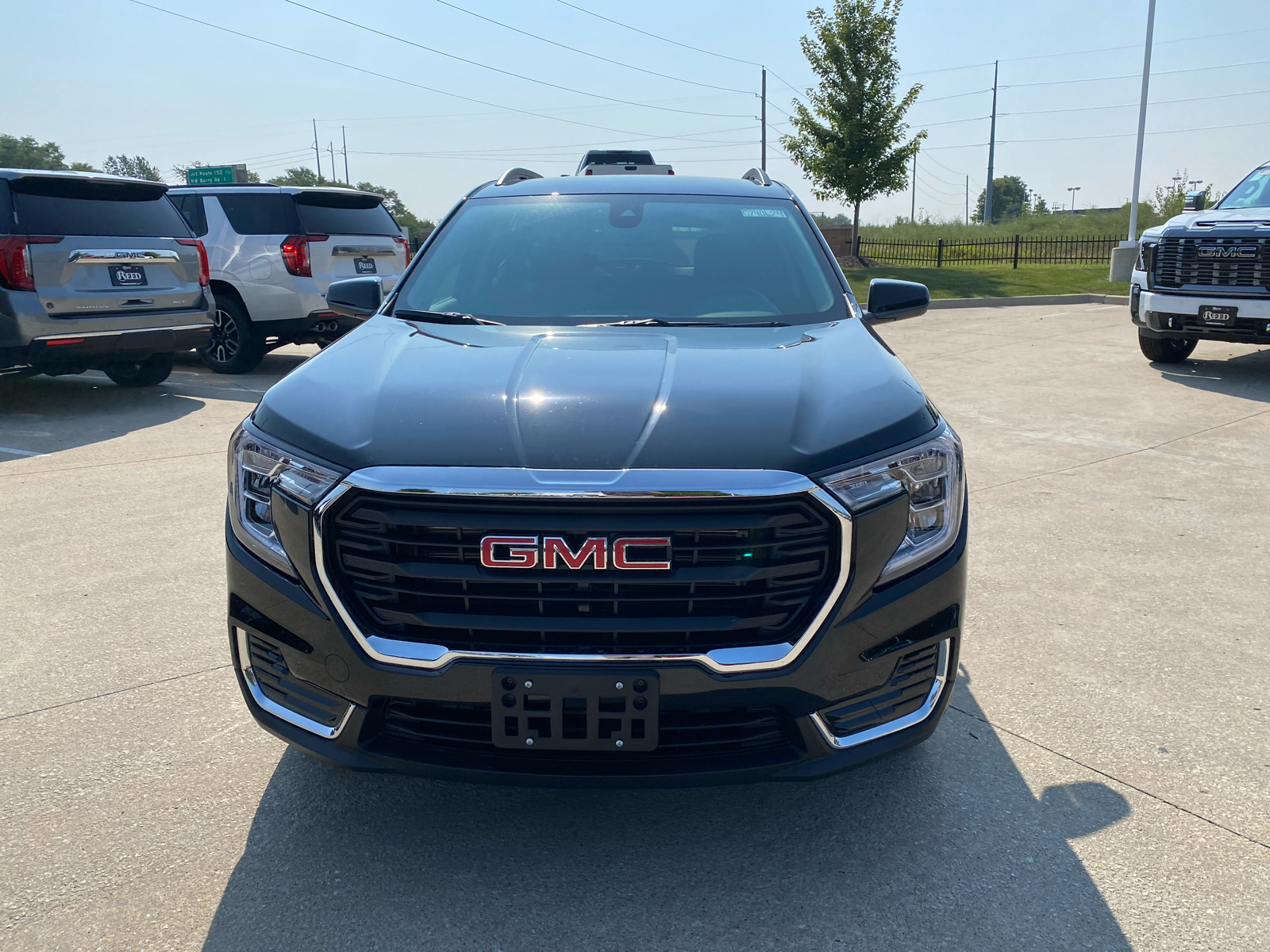 2024 GMC Terrain SLE 3