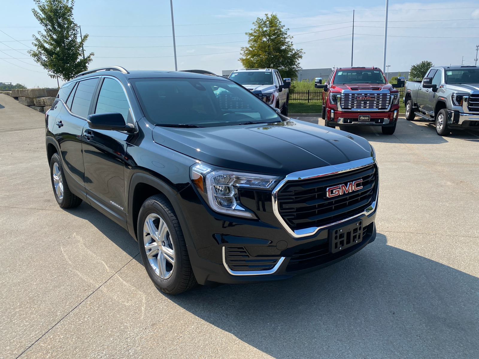 2024 GMC Terrain SLE 4