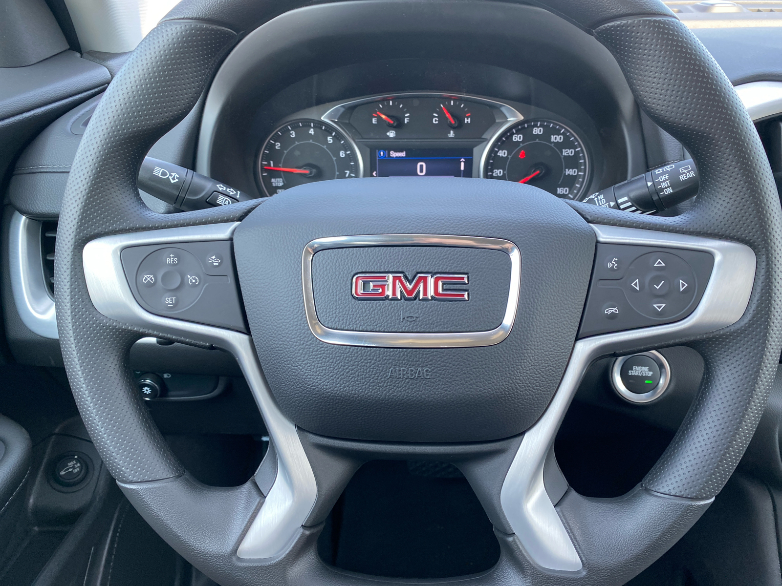 2024 GMC Terrain SLE 15