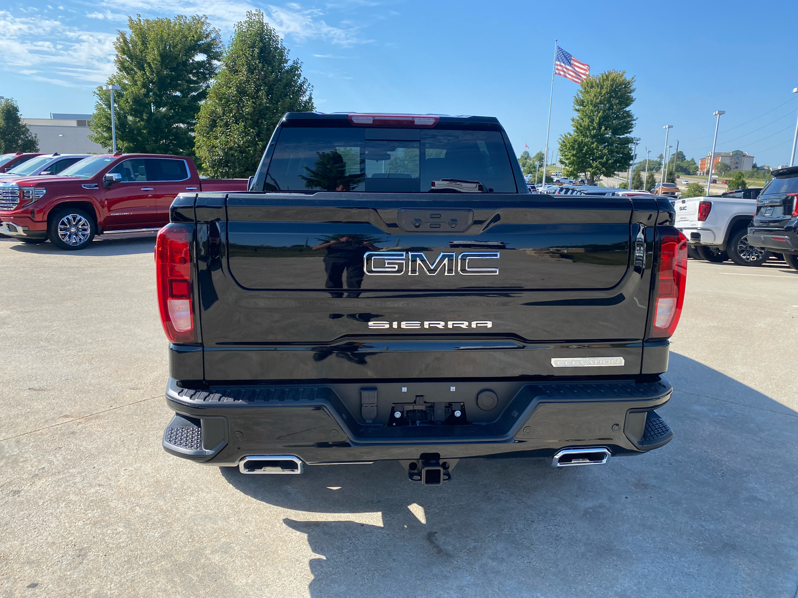 2024 GMC Sierra 1500 Elevation 4WD Crew Cab 147 25