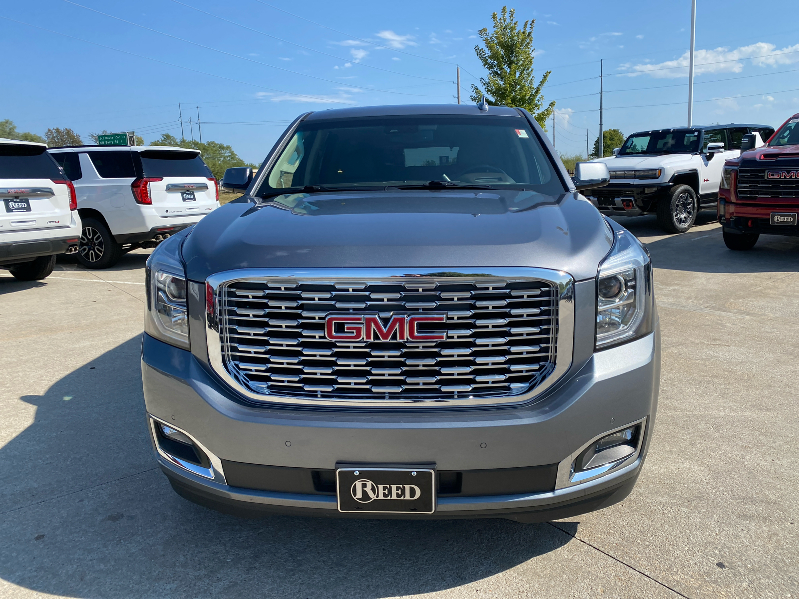 2020 GMC Yukon Denali 3