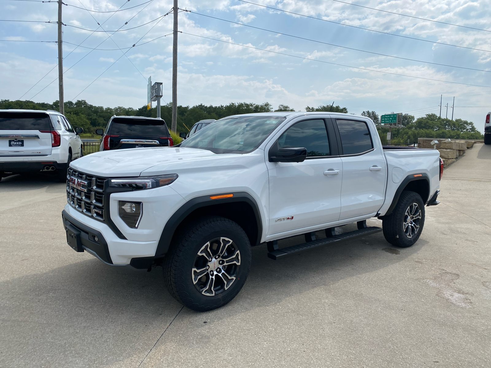 2024 GMC Canyon 4WD AT4 Crew Cab 1