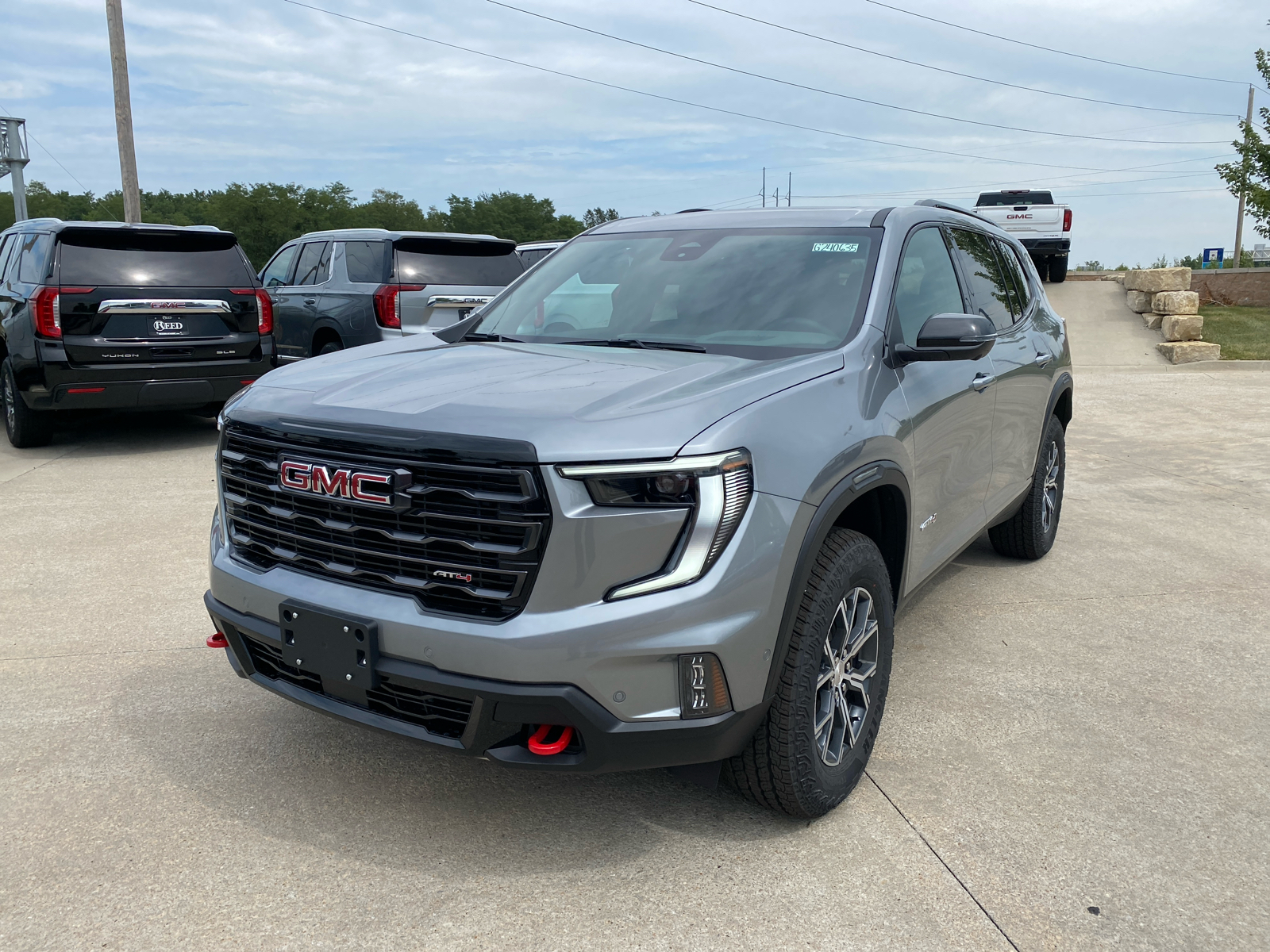 2024 GMC Acadia AWD AT4 2