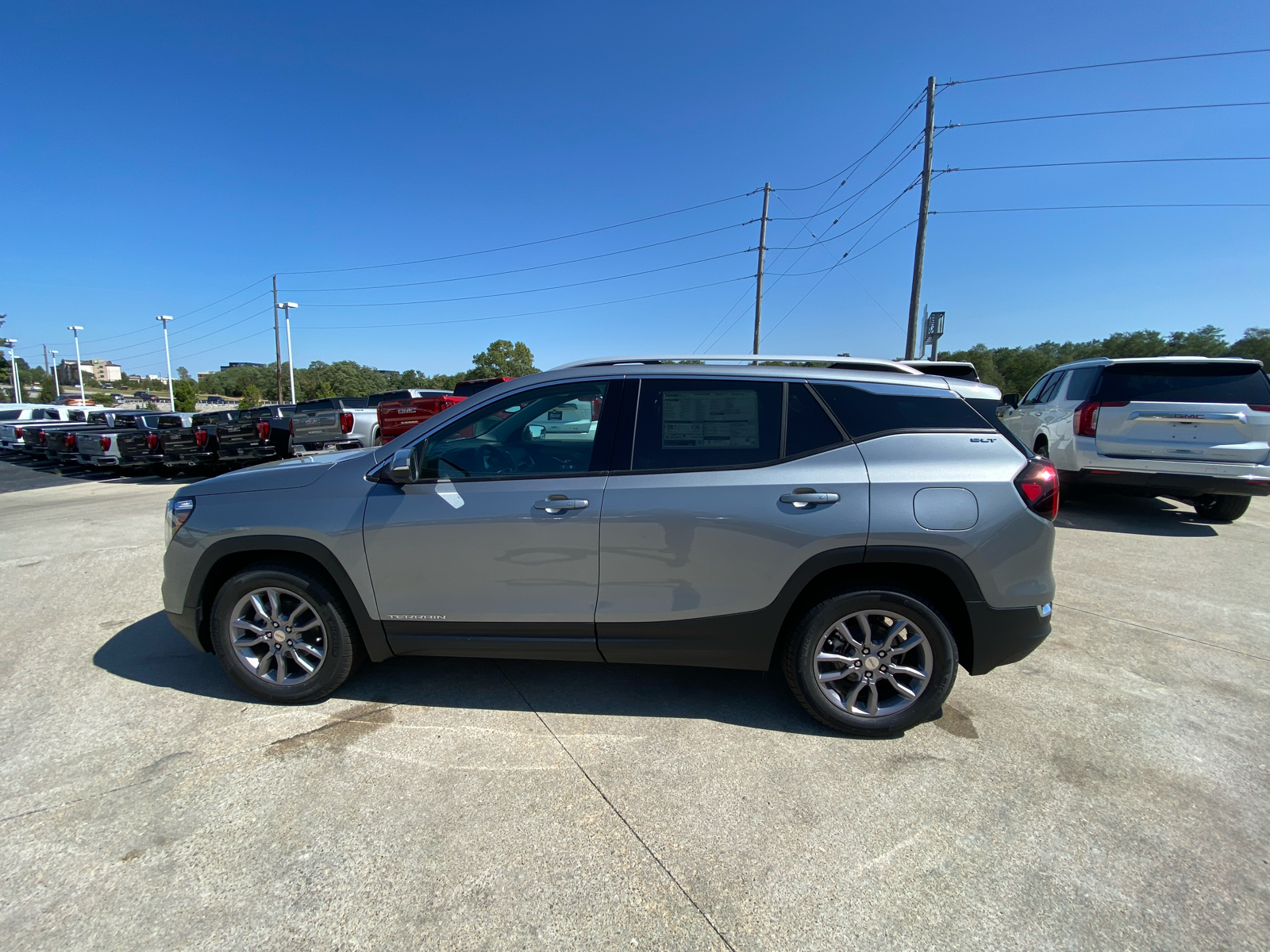 2024 GMC Terrain SLT 9