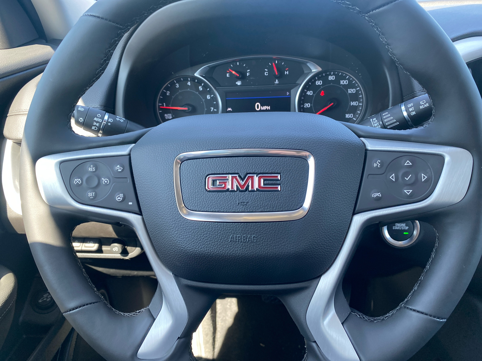 2024 GMC Terrain SLT 17