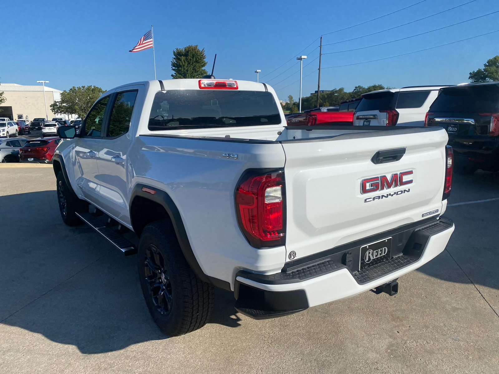 2024 GMC Canyon 4WD Elevation Crew Cab 8