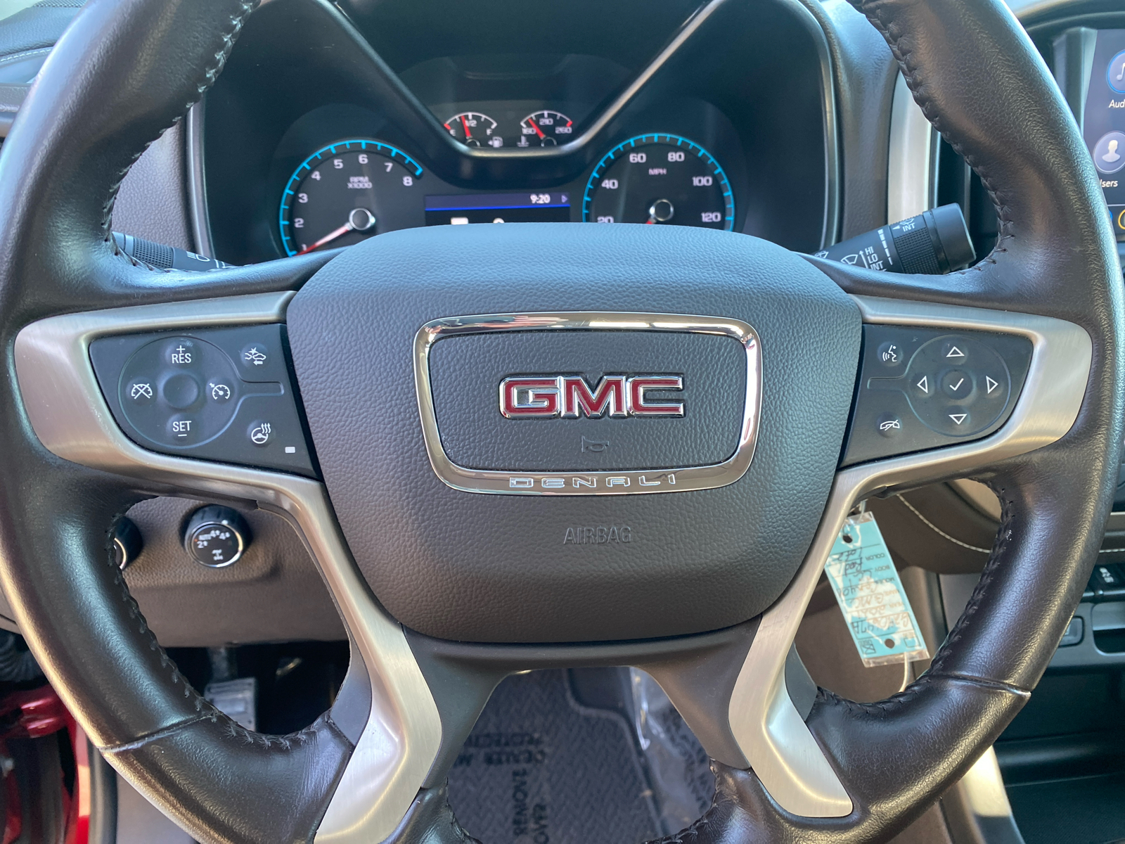 2021 GMC Canyon 4WD Denali Crew Cab 128 15