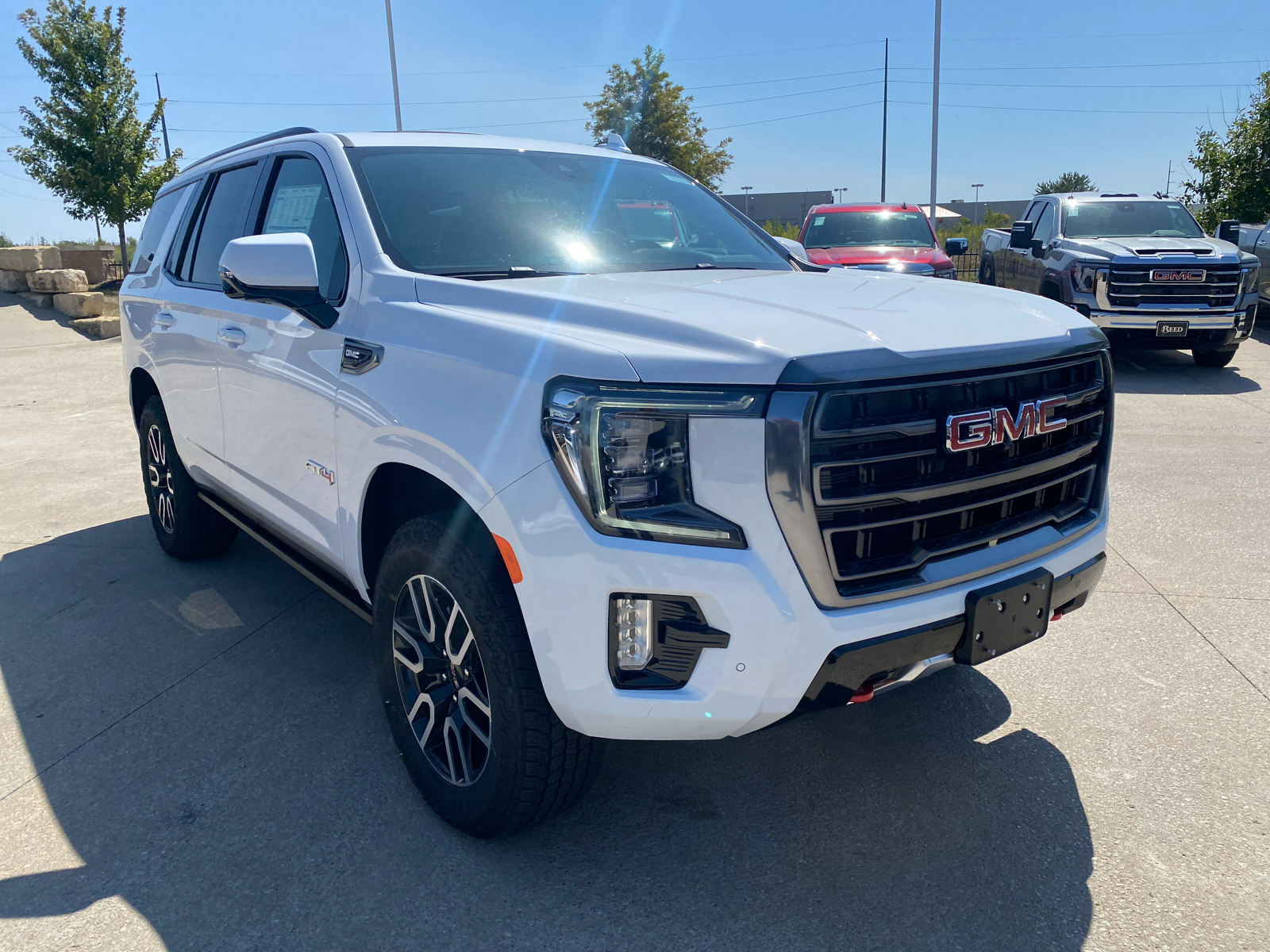 2024 GMC Yukon AT4 4