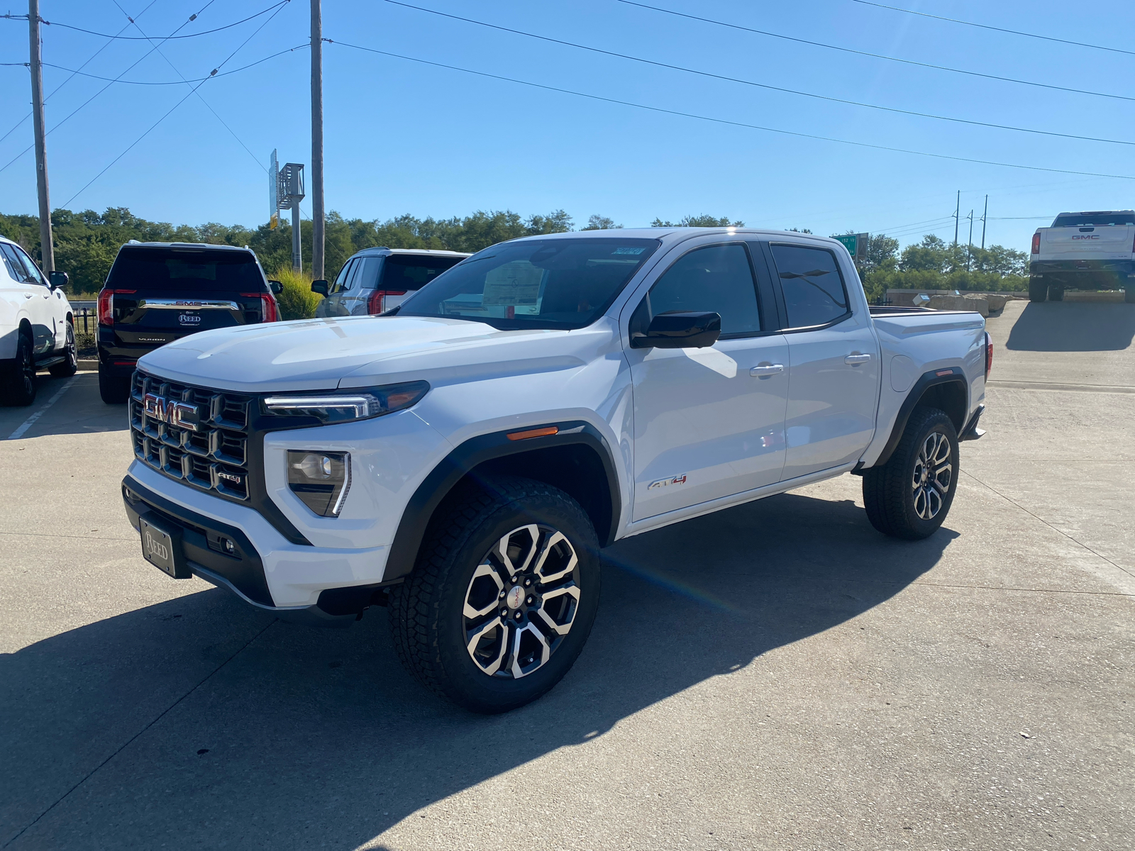 2024 GMC Canyon 4WD AT4 Crew Cab 1