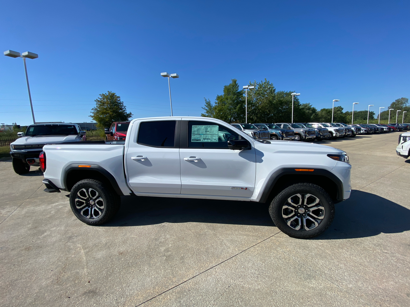 2024 GMC Canyon 4WD AT4 Crew Cab 5