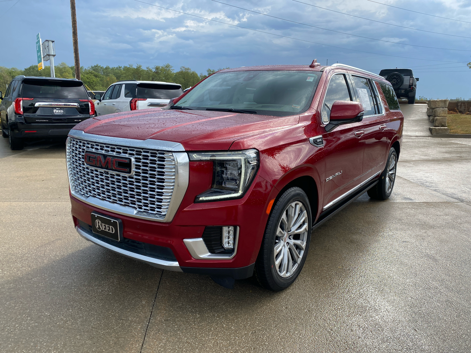 2021 GMC Yukon XL Denali 2