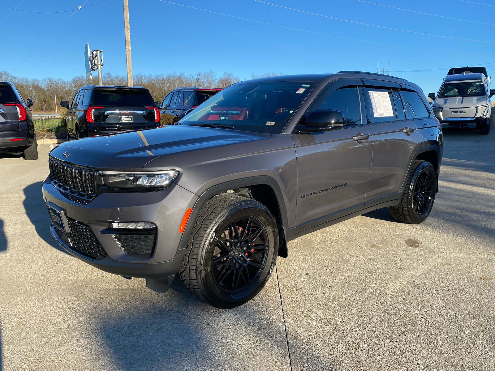 2023 Jeep Grand Cherokee Limited 1