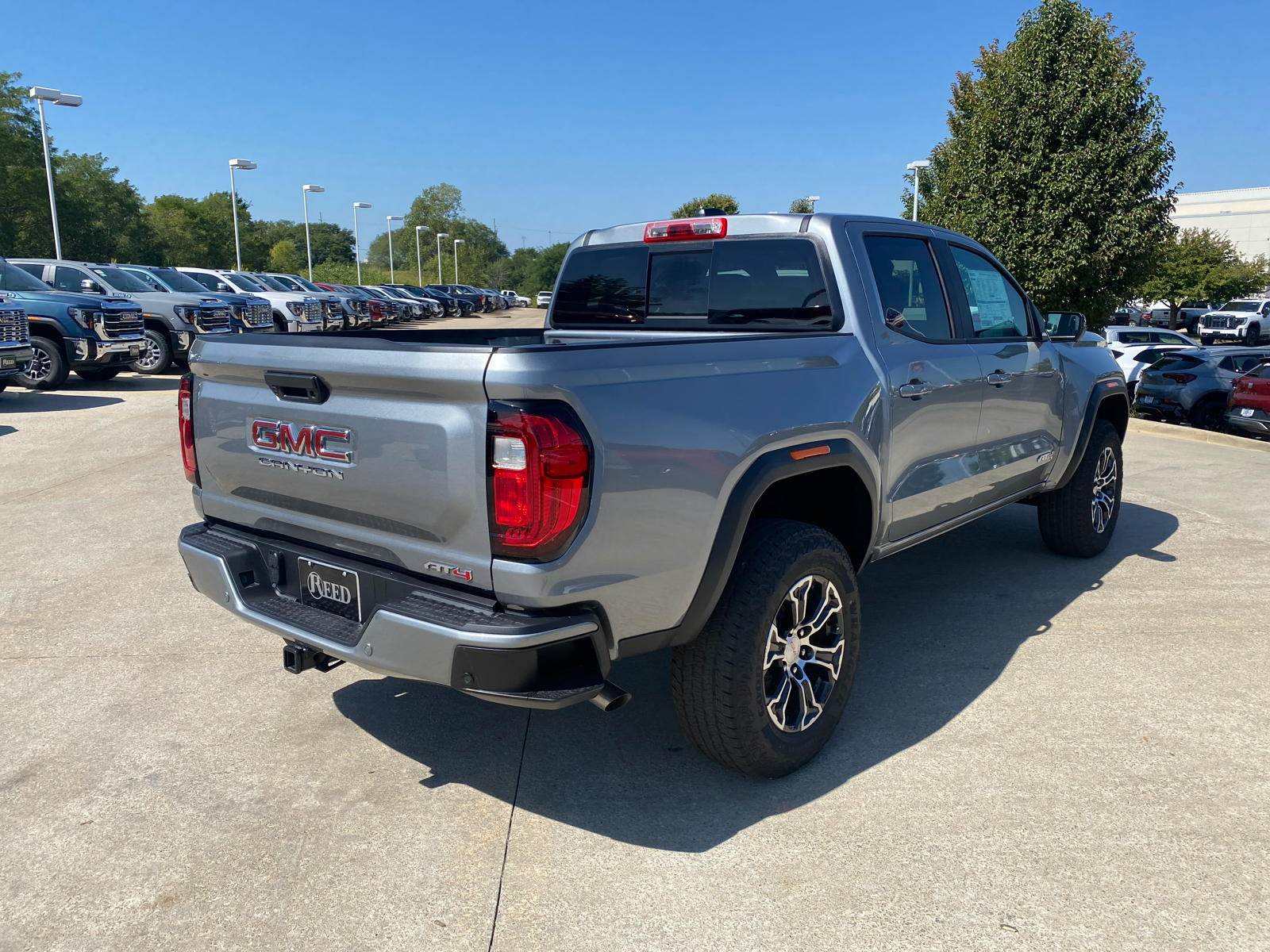 2024 GMC Canyon 4WD AT4 Crew Cab 6