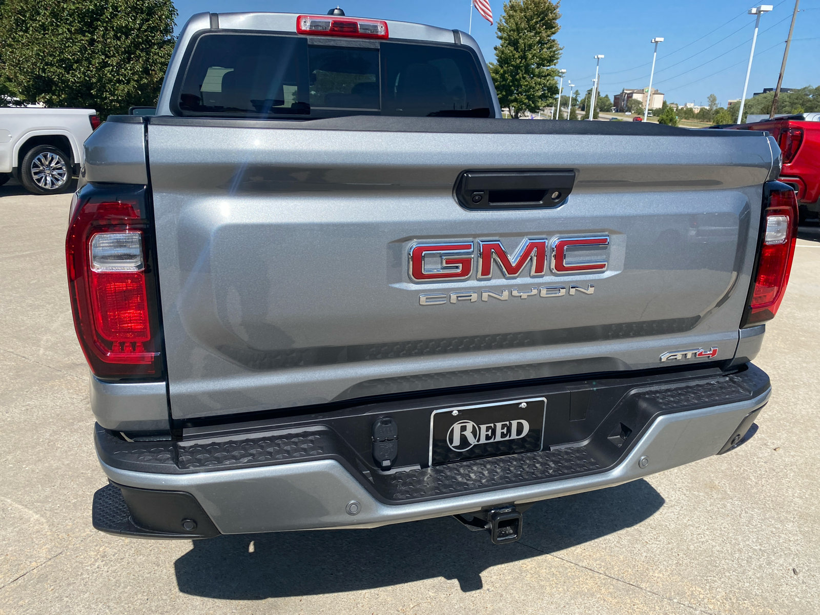 2024 GMC Canyon 4WD AT4 Crew Cab 32