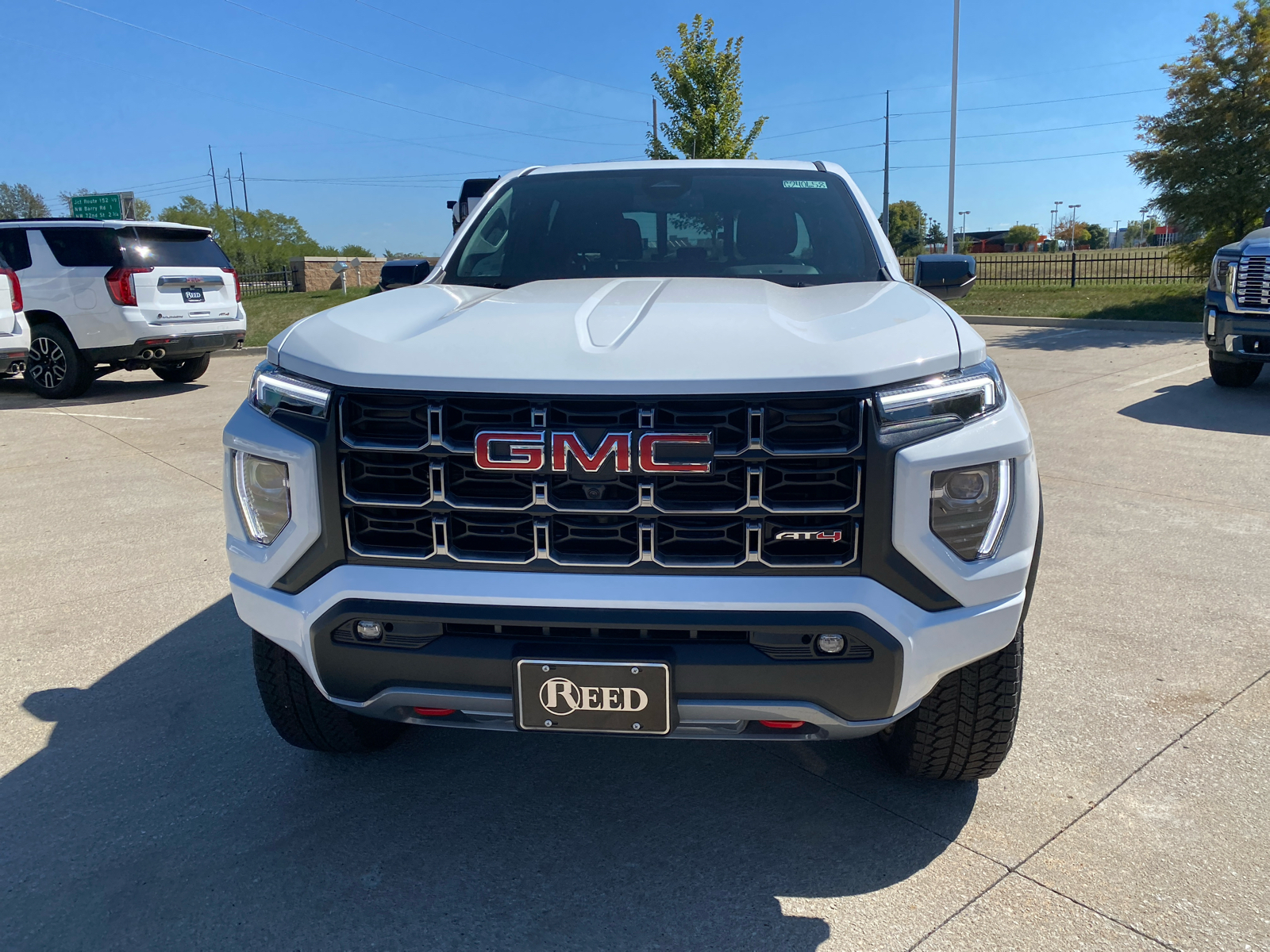 2024 GMC Canyon 4WD AT4 Crew Cab 3