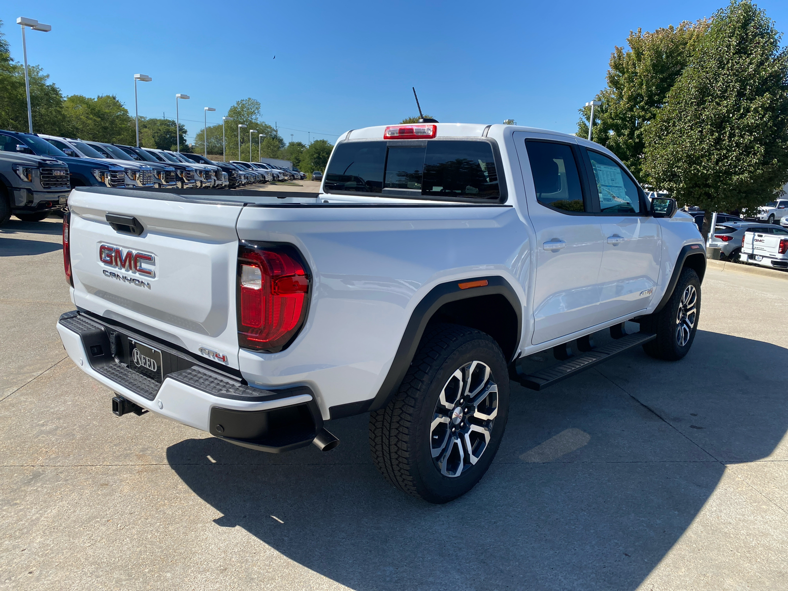 2024 GMC Canyon 4WD AT4 Crew Cab 6