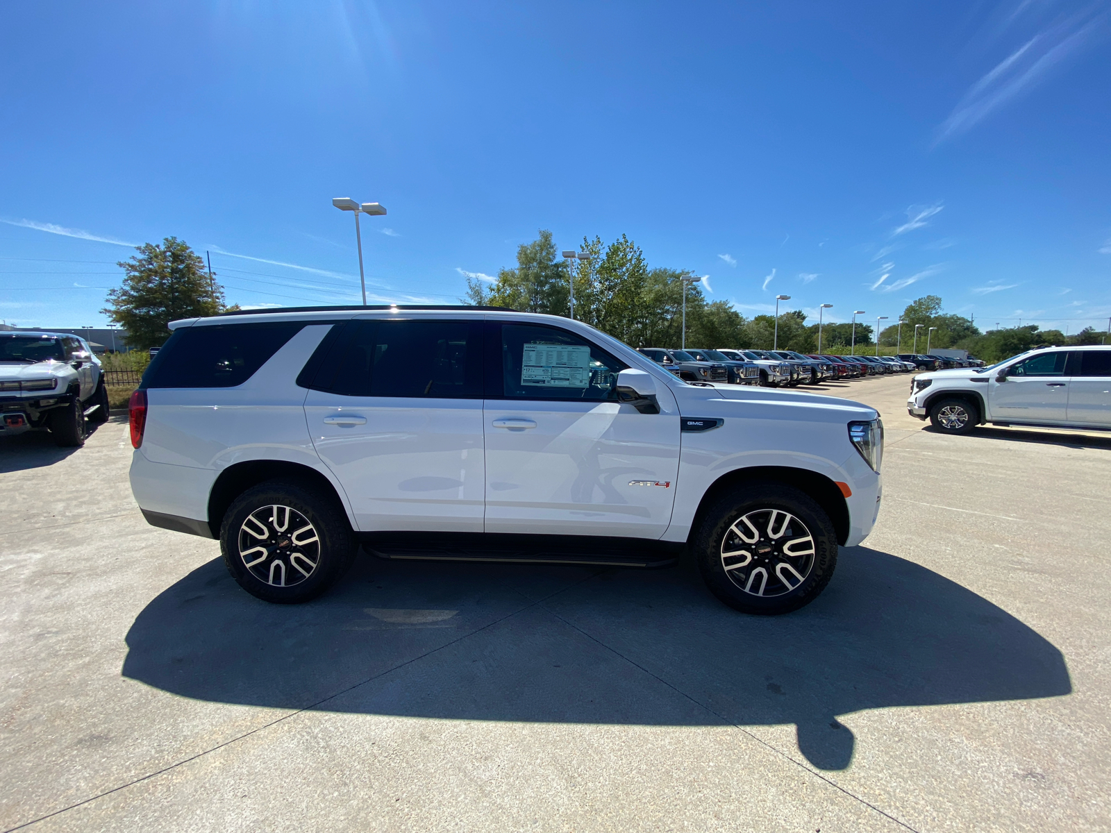 2024 GMC Yukon AT4 5