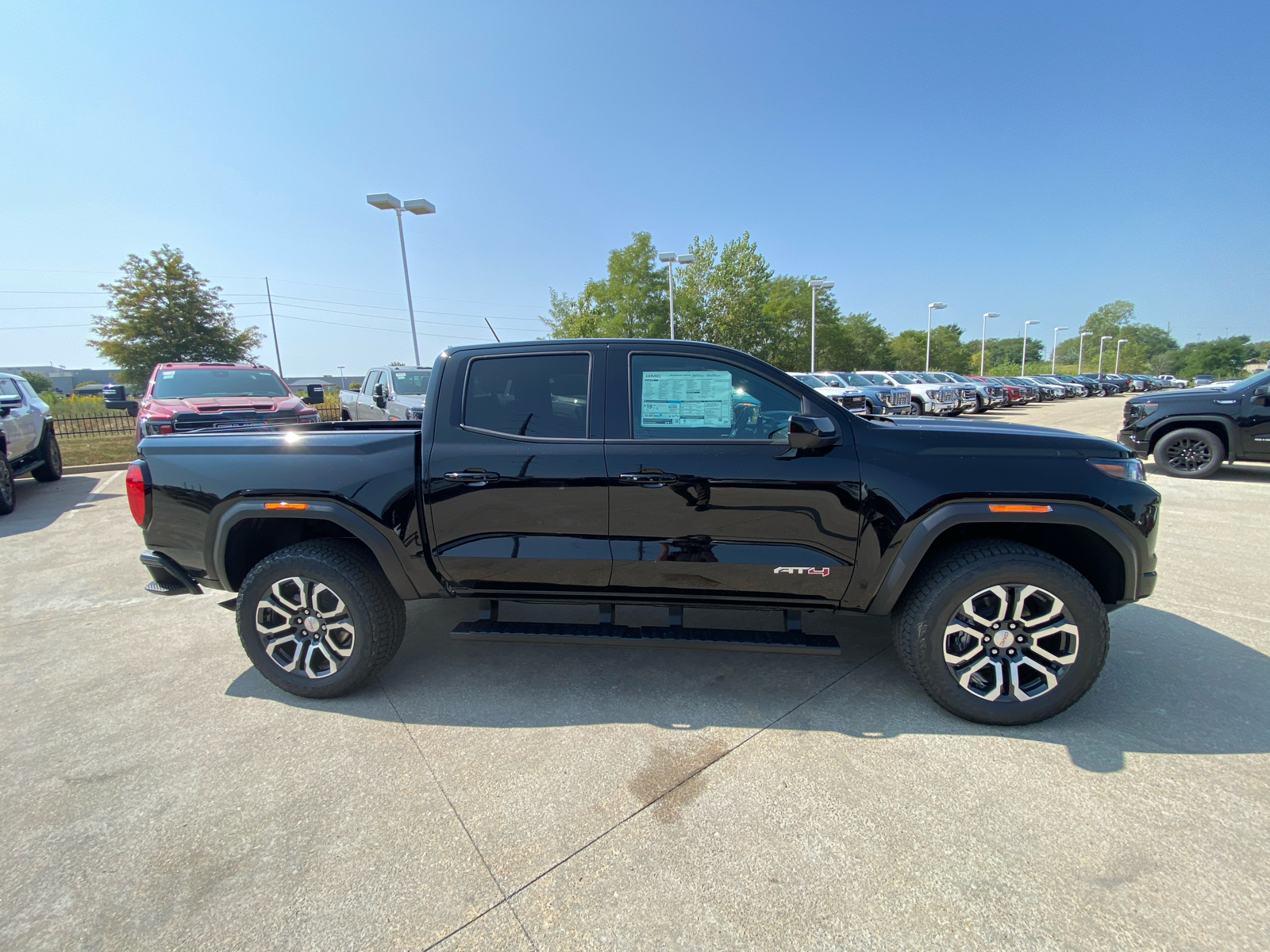 2024 GMC Canyon 4WD AT4 Crew Cab 5