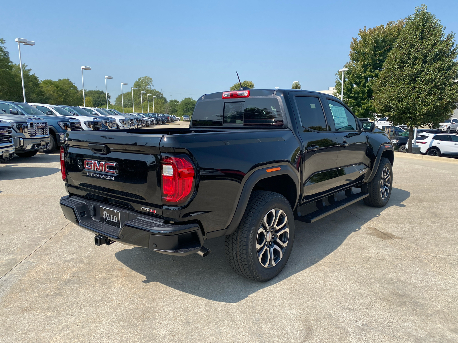 2024 GMC Canyon 4WD AT4 Crew Cab 6