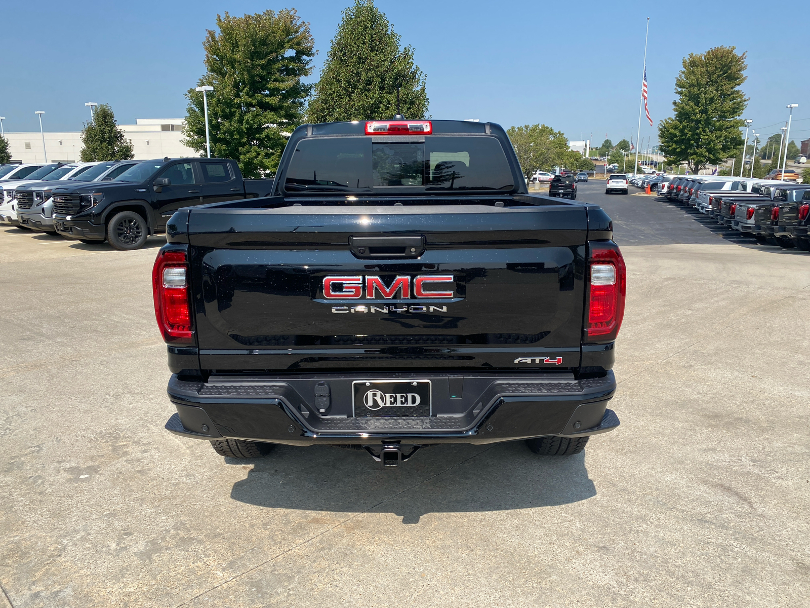 2024 GMC Canyon 4WD AT4 Crew Cab 7