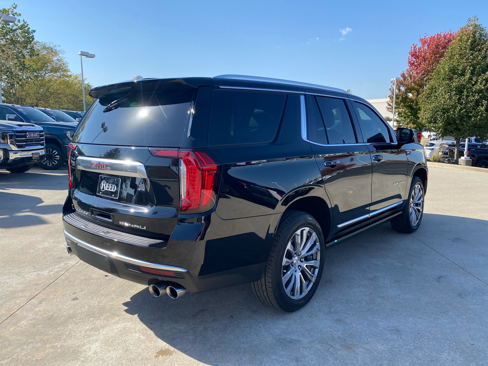 2021 GMC Yukon Denali 6