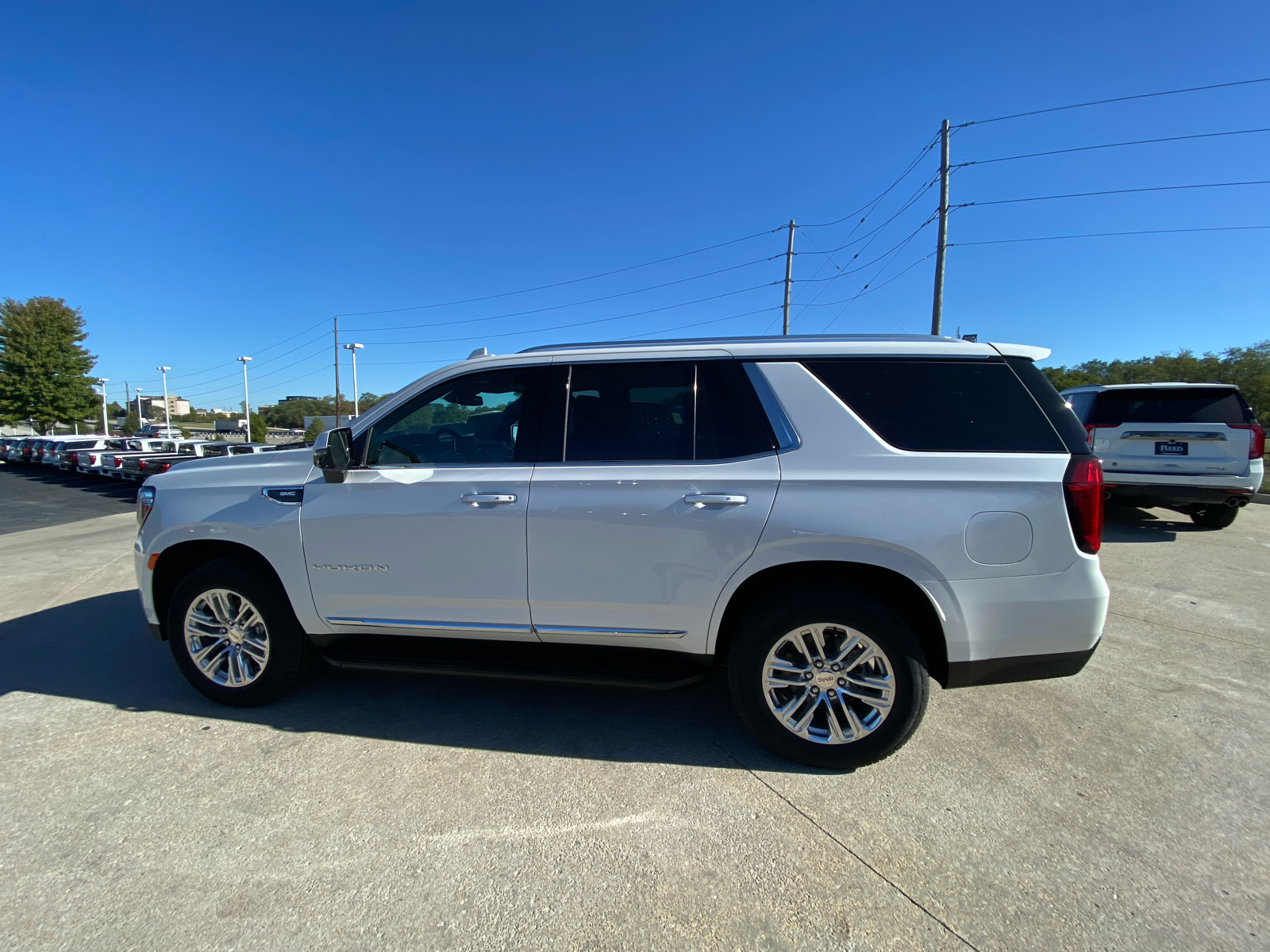 2024 GMC Yukon SLT 9