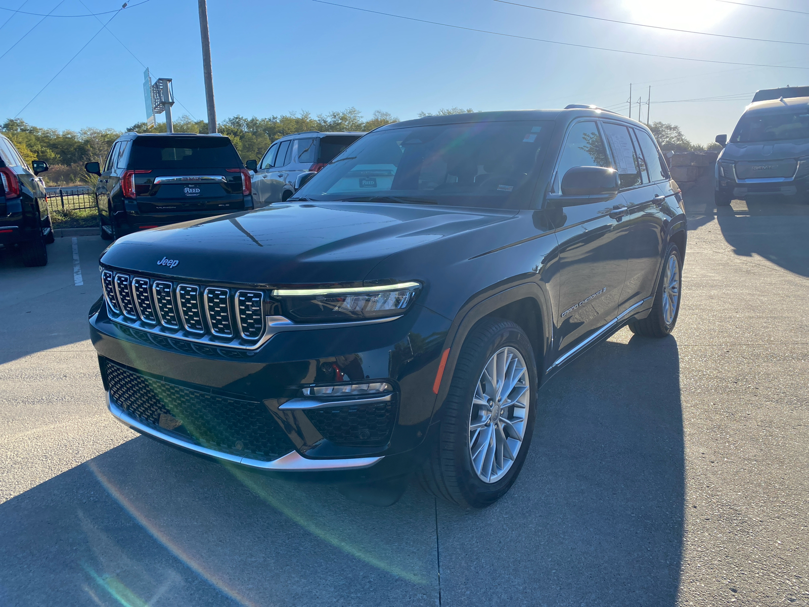 2023 Jeep Grand Cherokee Summit 2