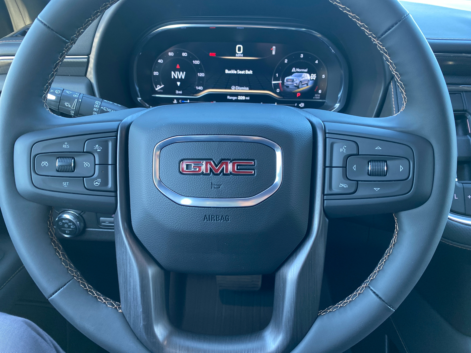 2024 GMC Yukon AT4 16