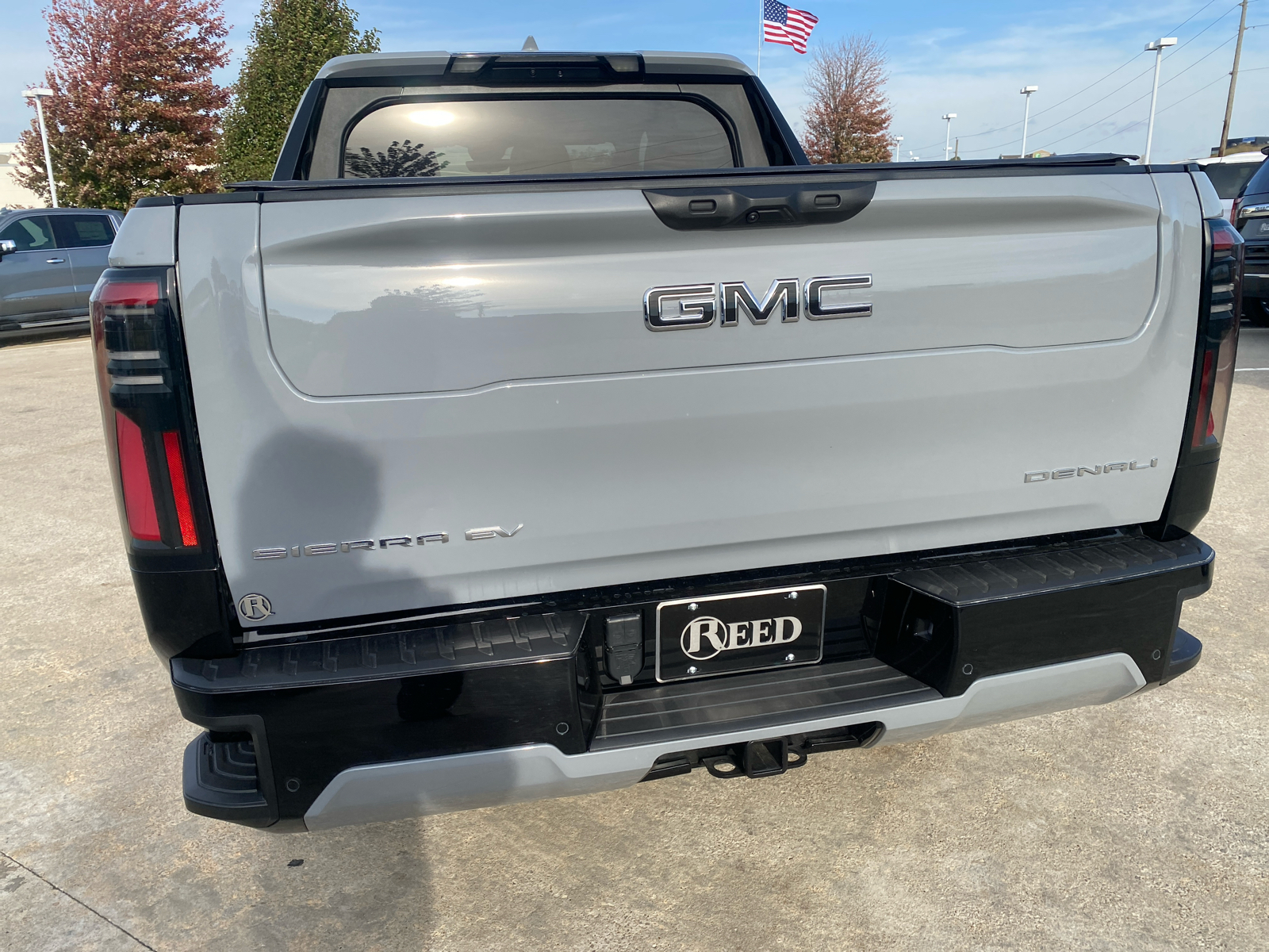 2024 GMC Sierra EV Denali Edition 1 e4WD Crew Cab 40