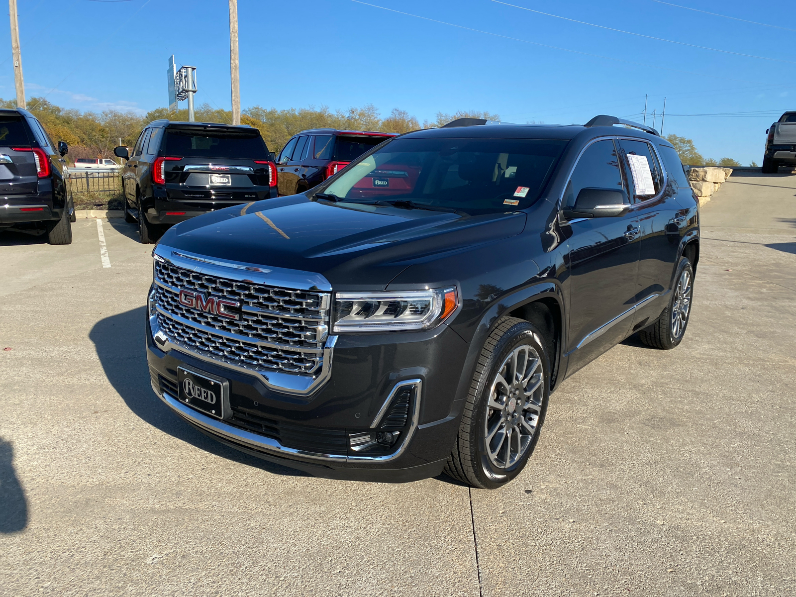 2020 GMC Acadia Denali 2