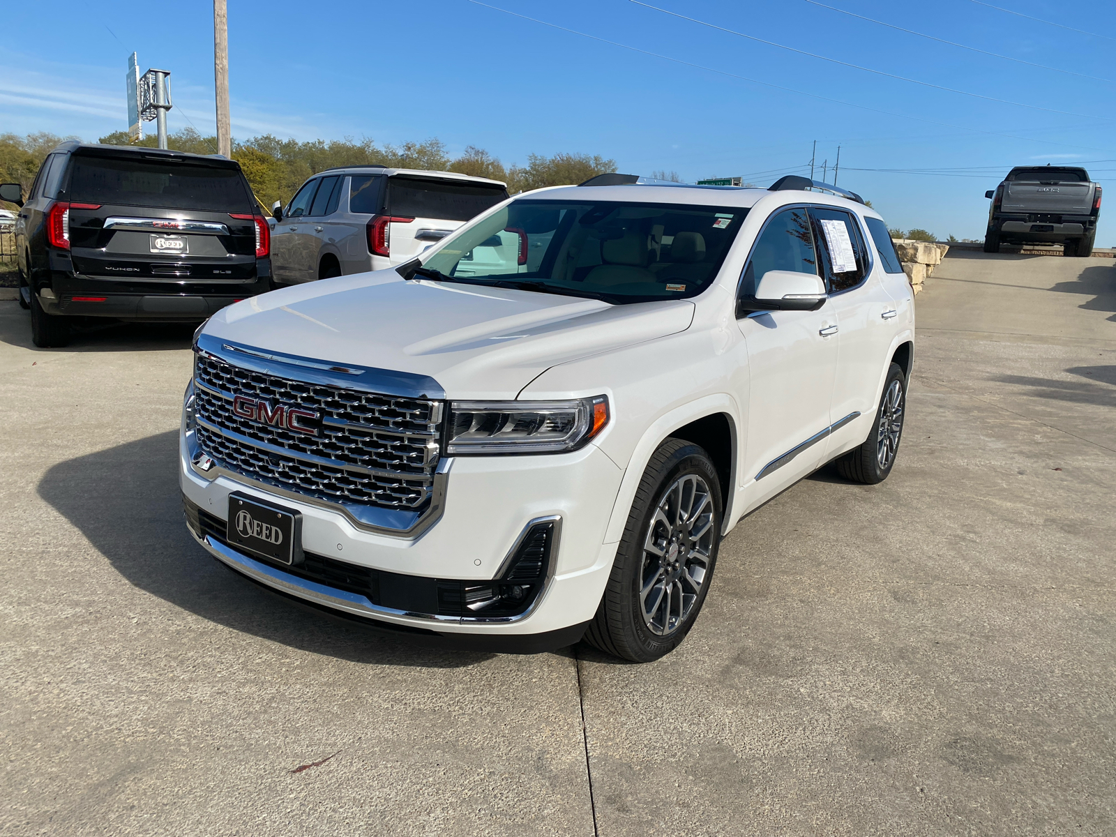 2020 GMC Acadia Denali 2