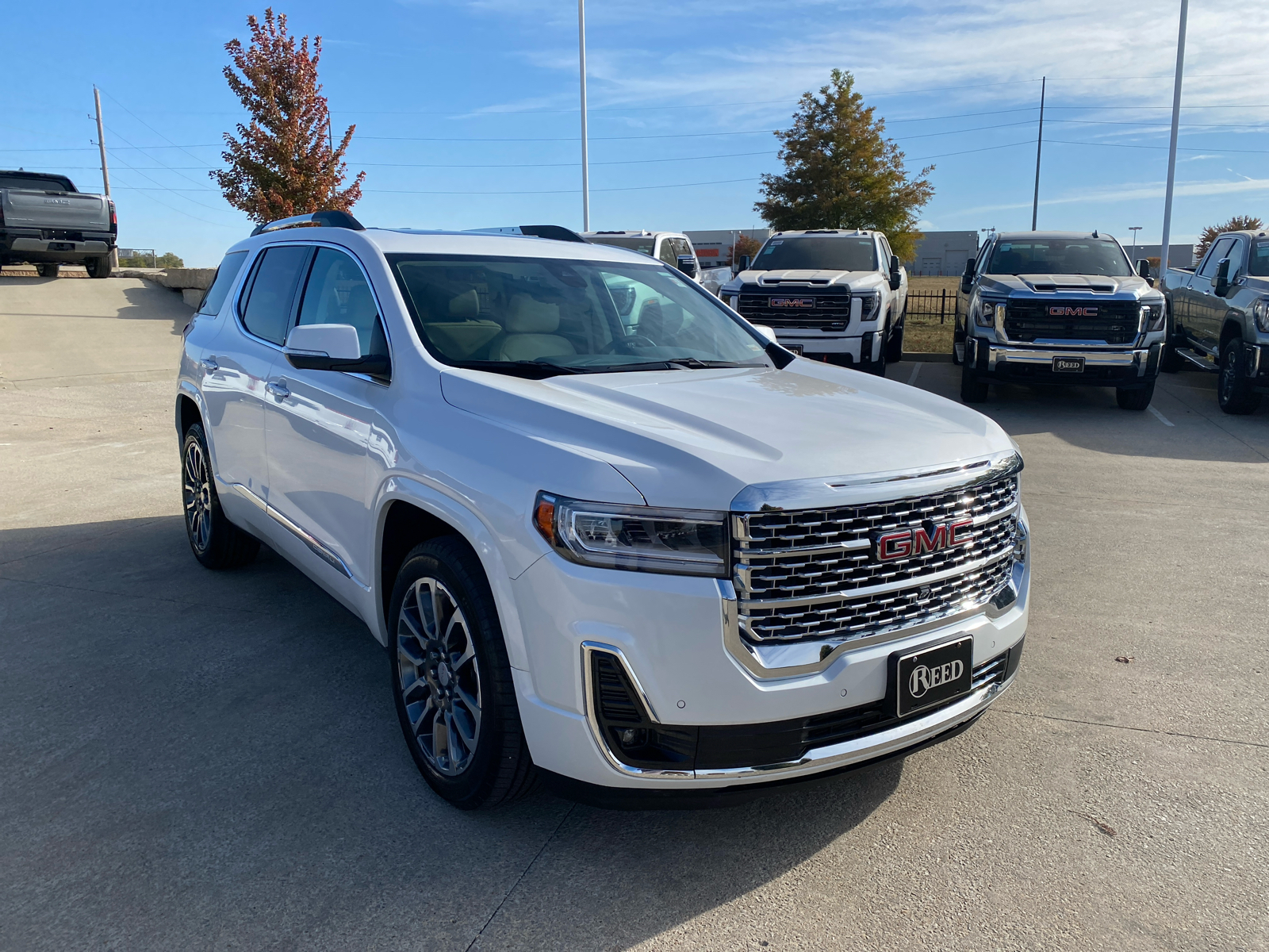 2020 GMC Acadia Denali 4