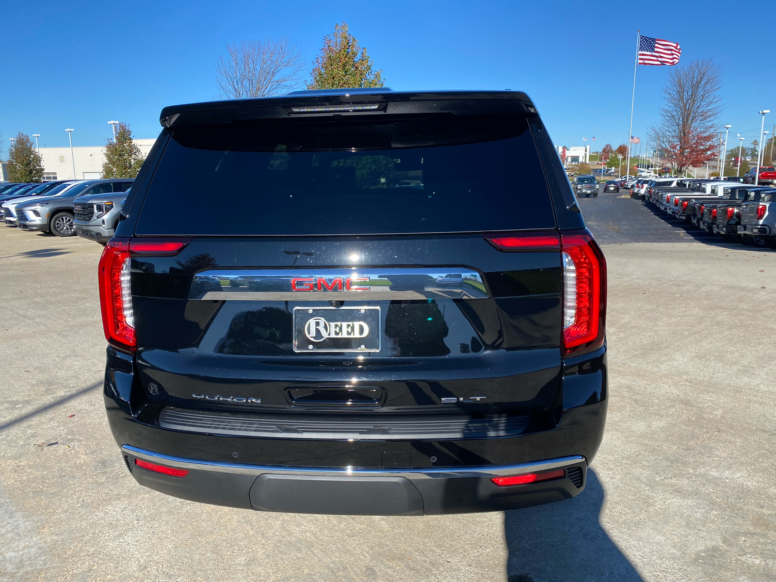 2024 GMC Yukon SLT 7