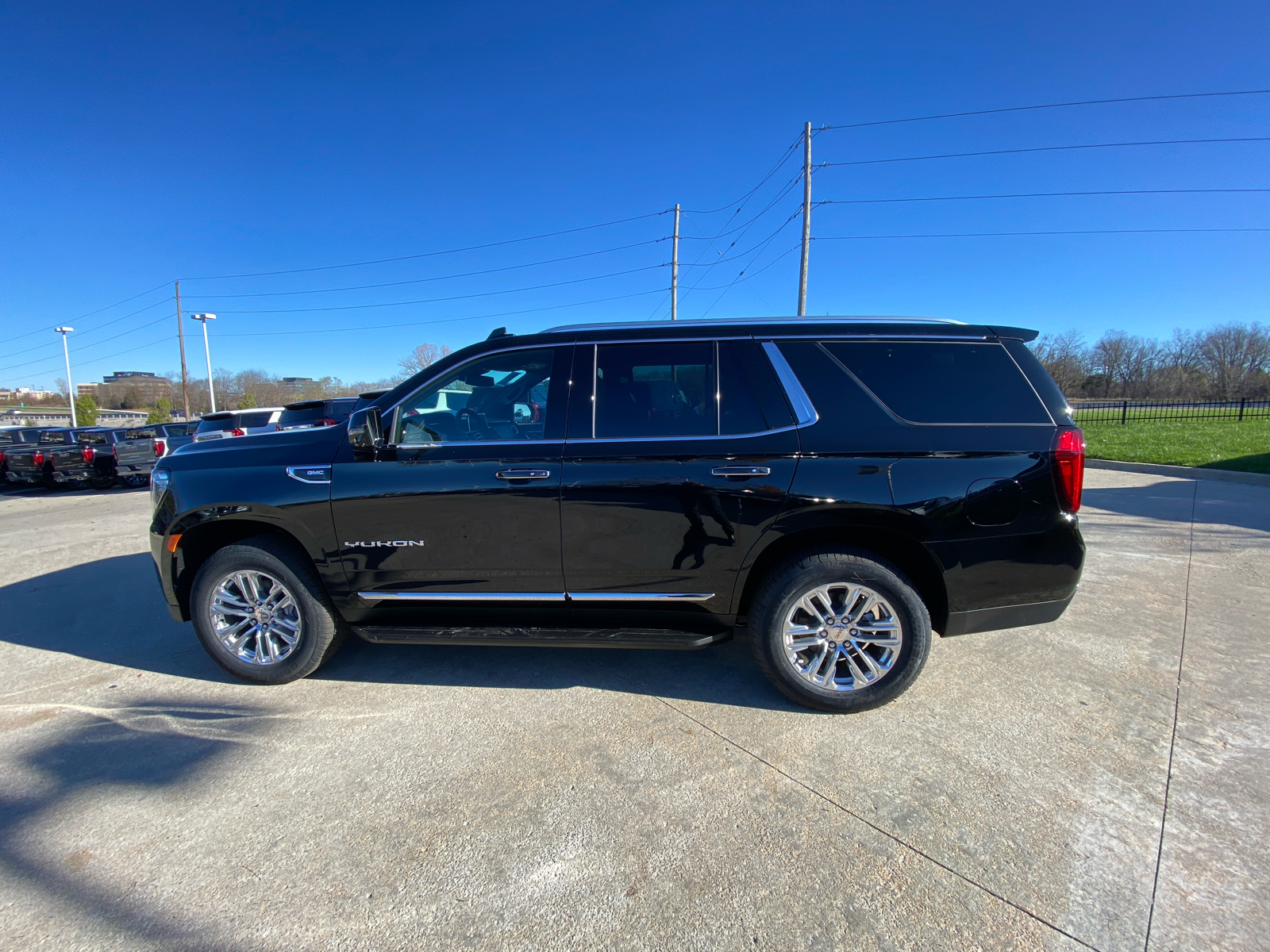 2024 GMC Yukon SLT 9