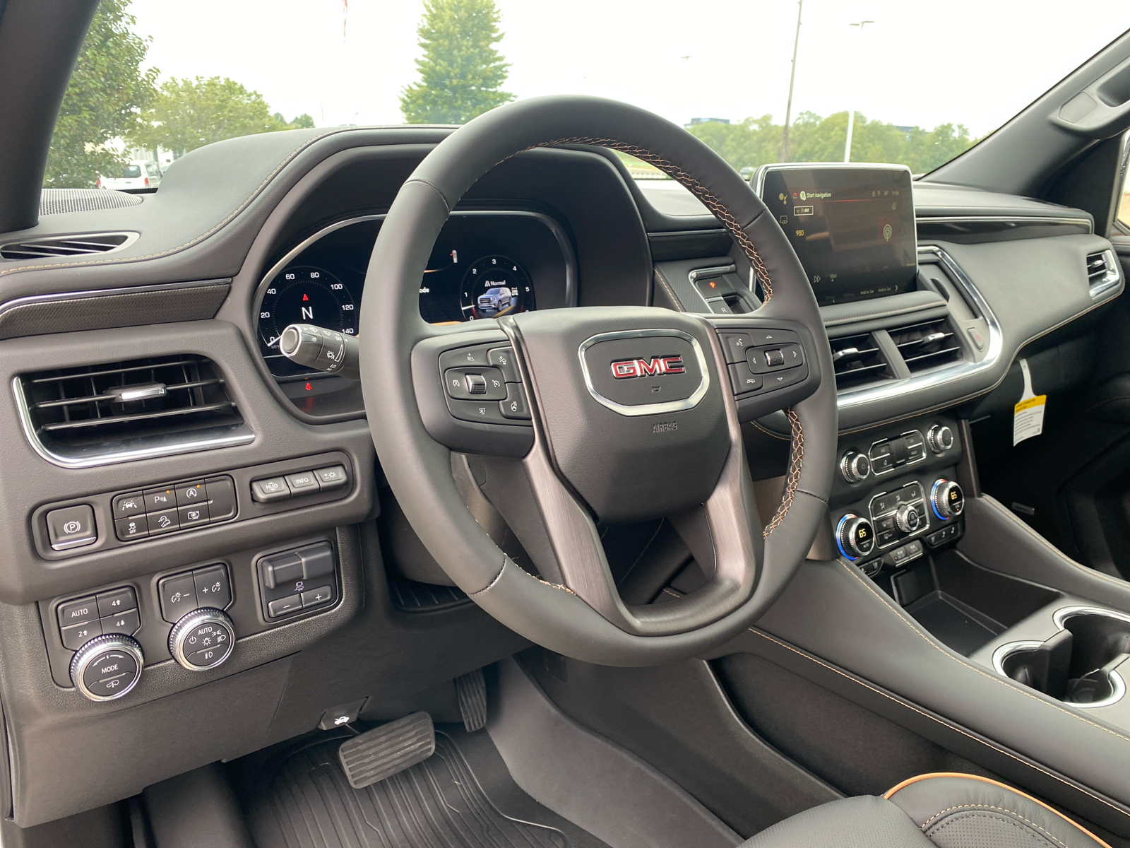 2024 GMC Yukon XL AT4 13