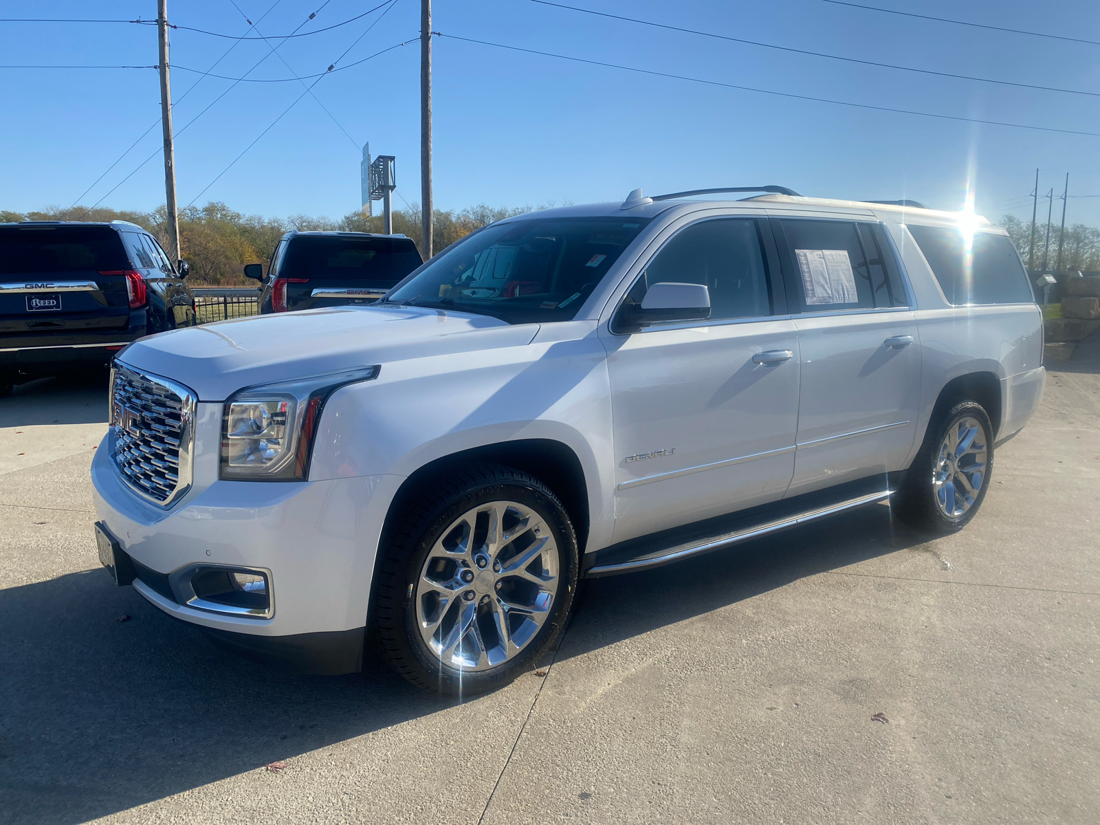 2018 GMC Yukon XL Denali 1