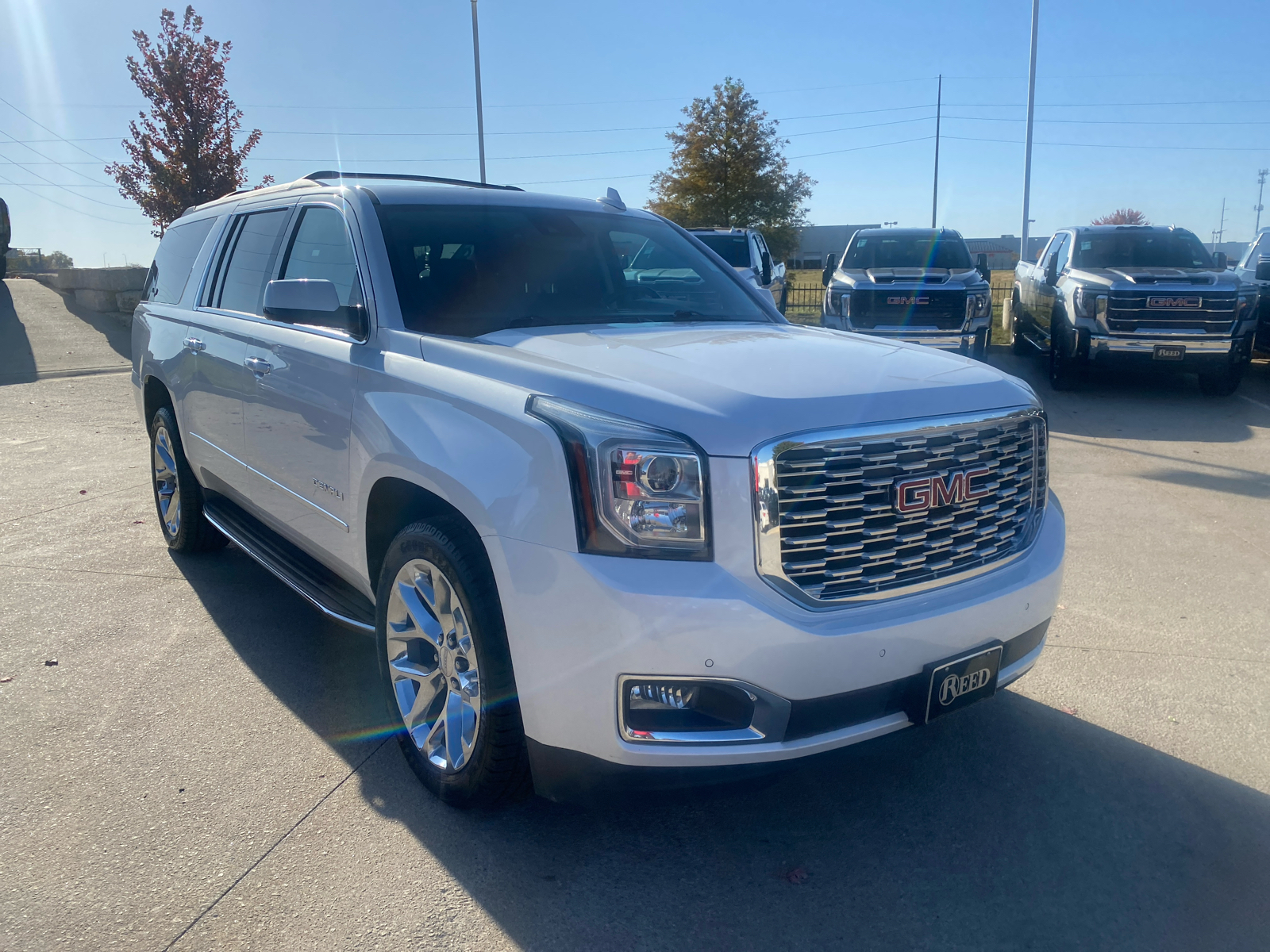 2018 GMC Yukon XL Denali 4