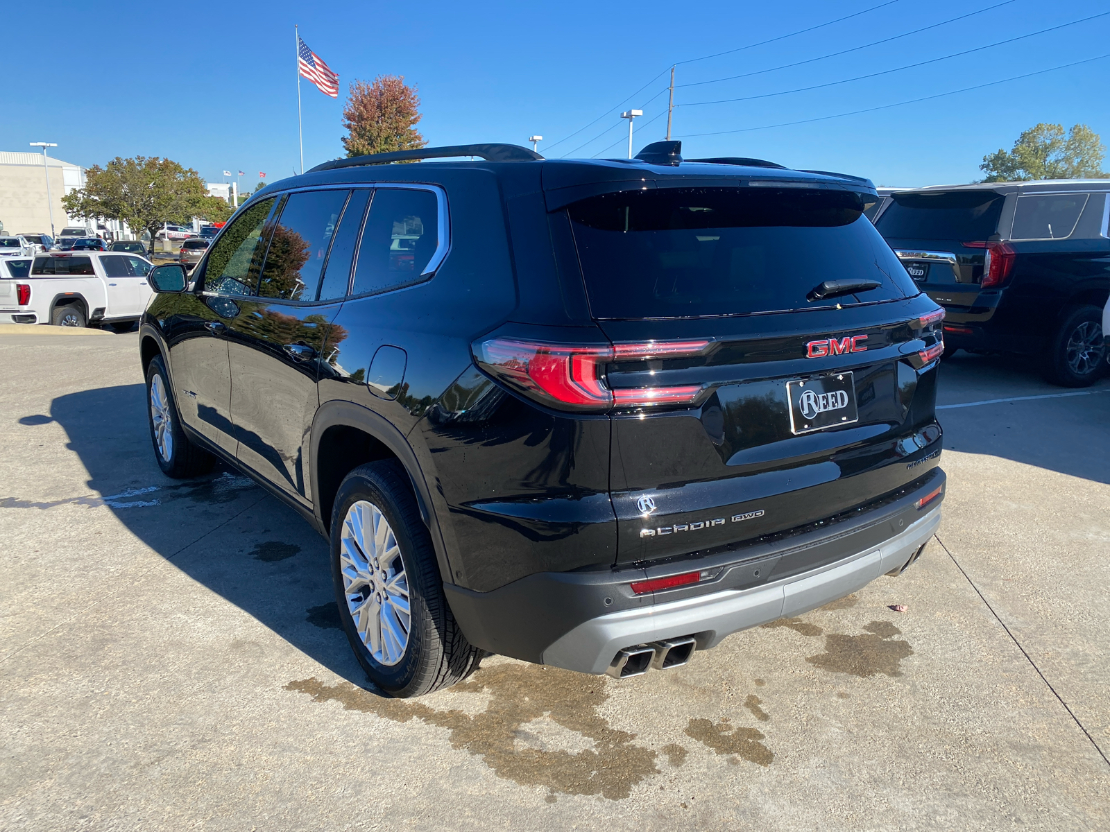 2024 GMC Acadia AWD Elevation 8