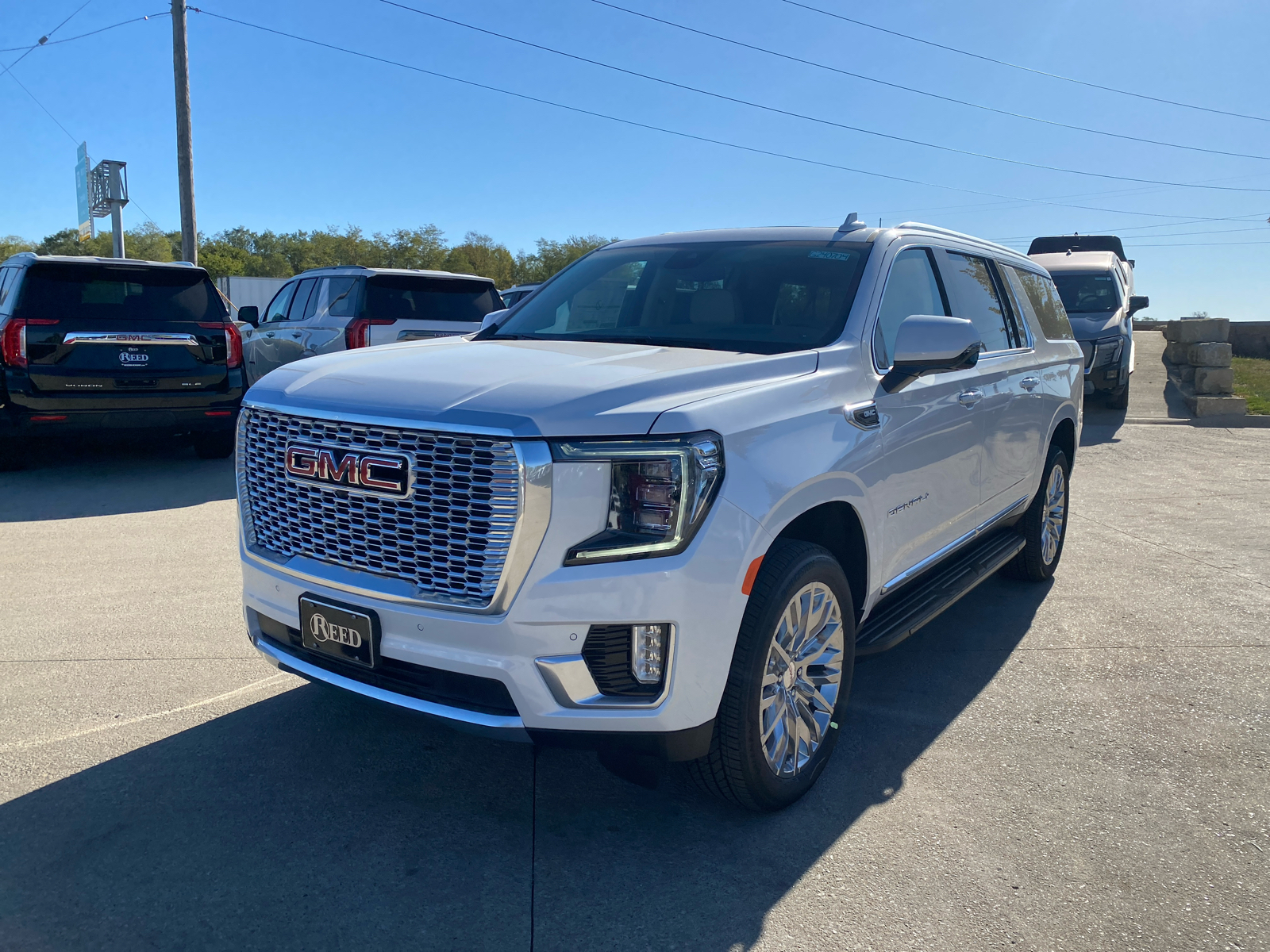 2024 GMC Yukon XL Denali 2