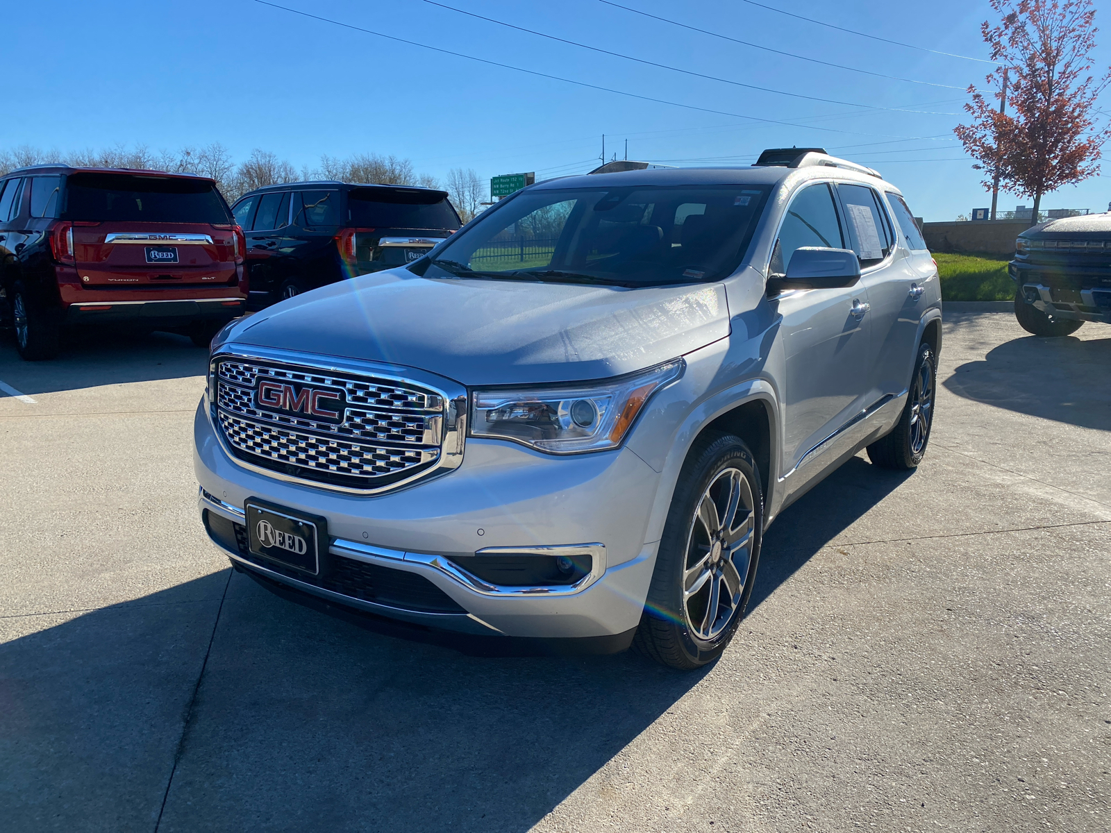 2019 GMC Acadia Denali 2