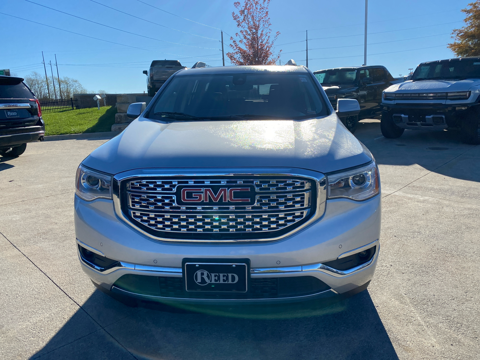 2019 GMC Acadia Denali 3