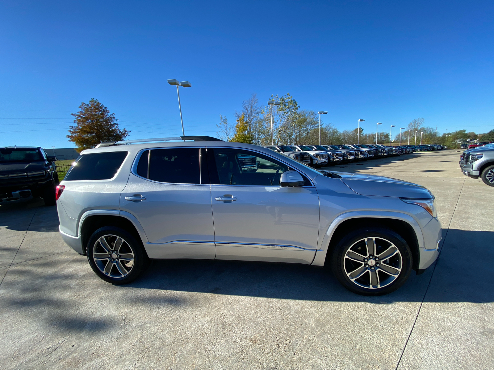 2019 GMC Acadia Denali 5