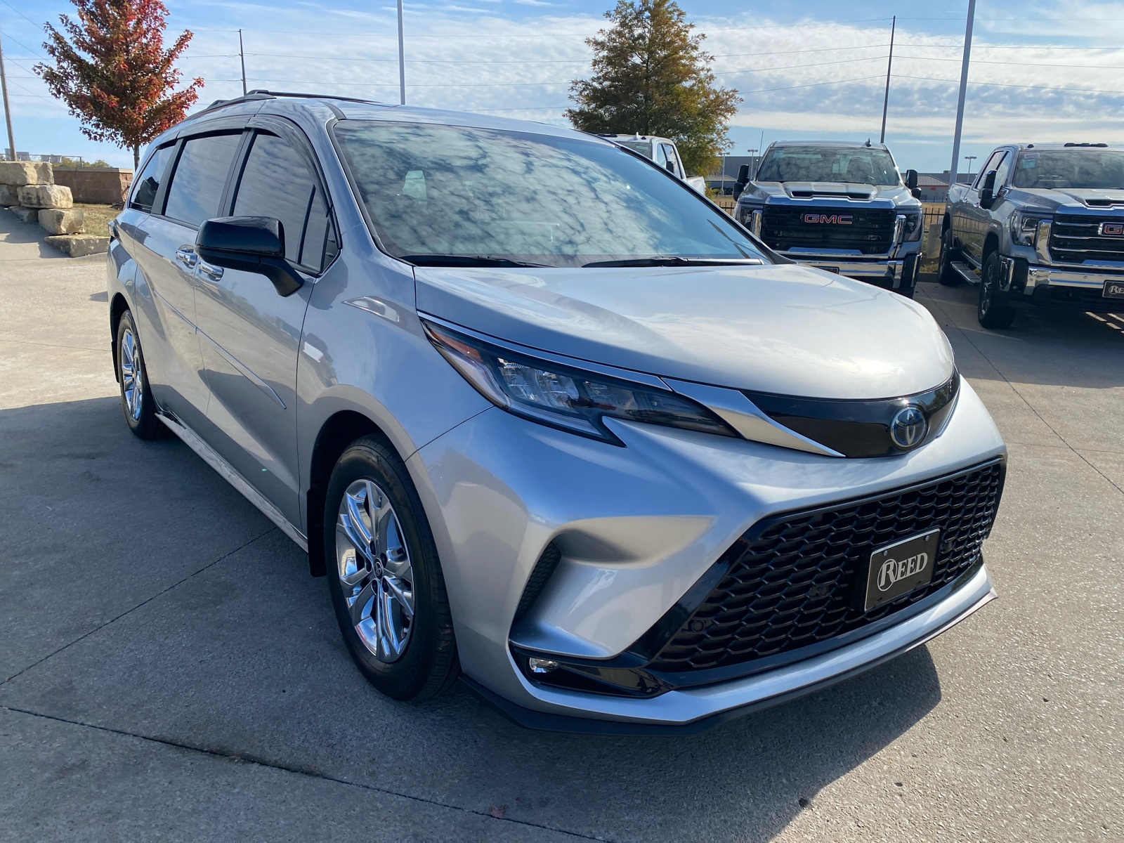 2023 Toyota Sienna XSE 4