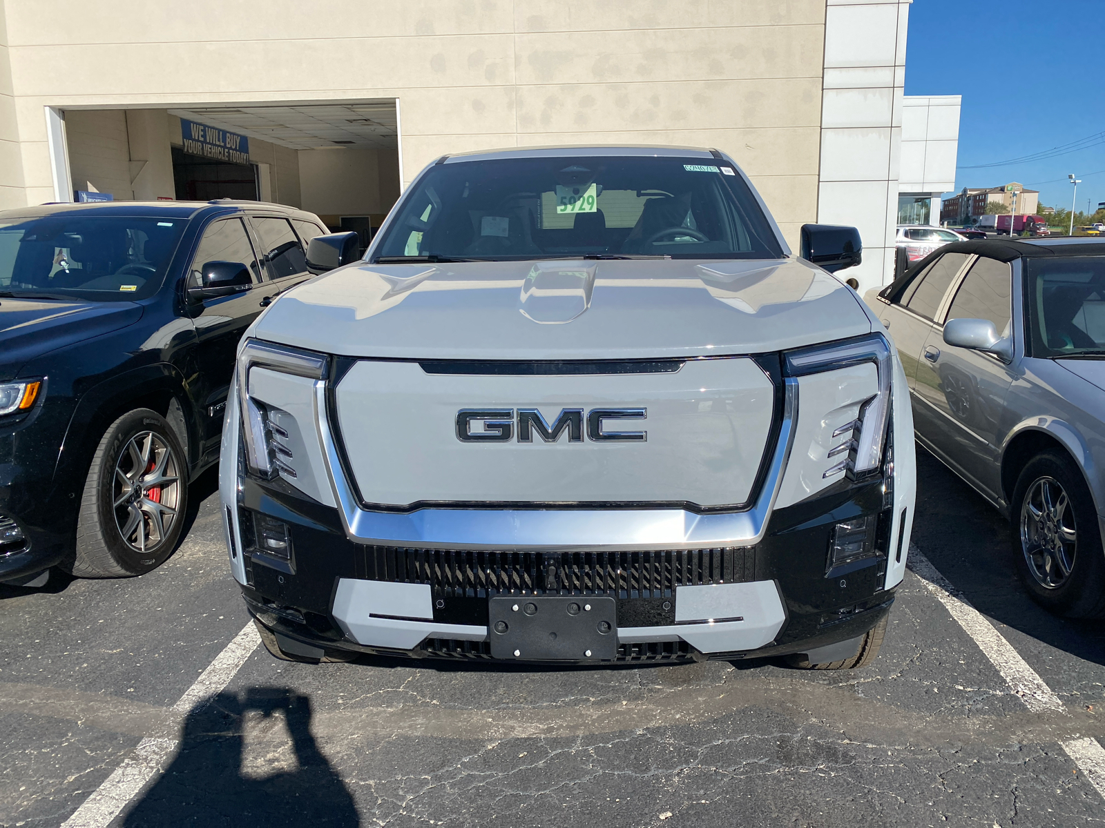 2024 GMC Sierra EV Denali Edition 1 e4WD Crew Cab 2